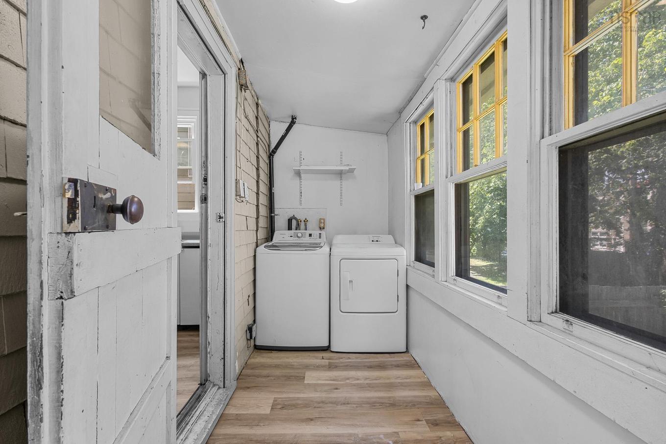 6147 Pepperell Street, Halifax, NS - Indoor Photo Showing Laundry Room