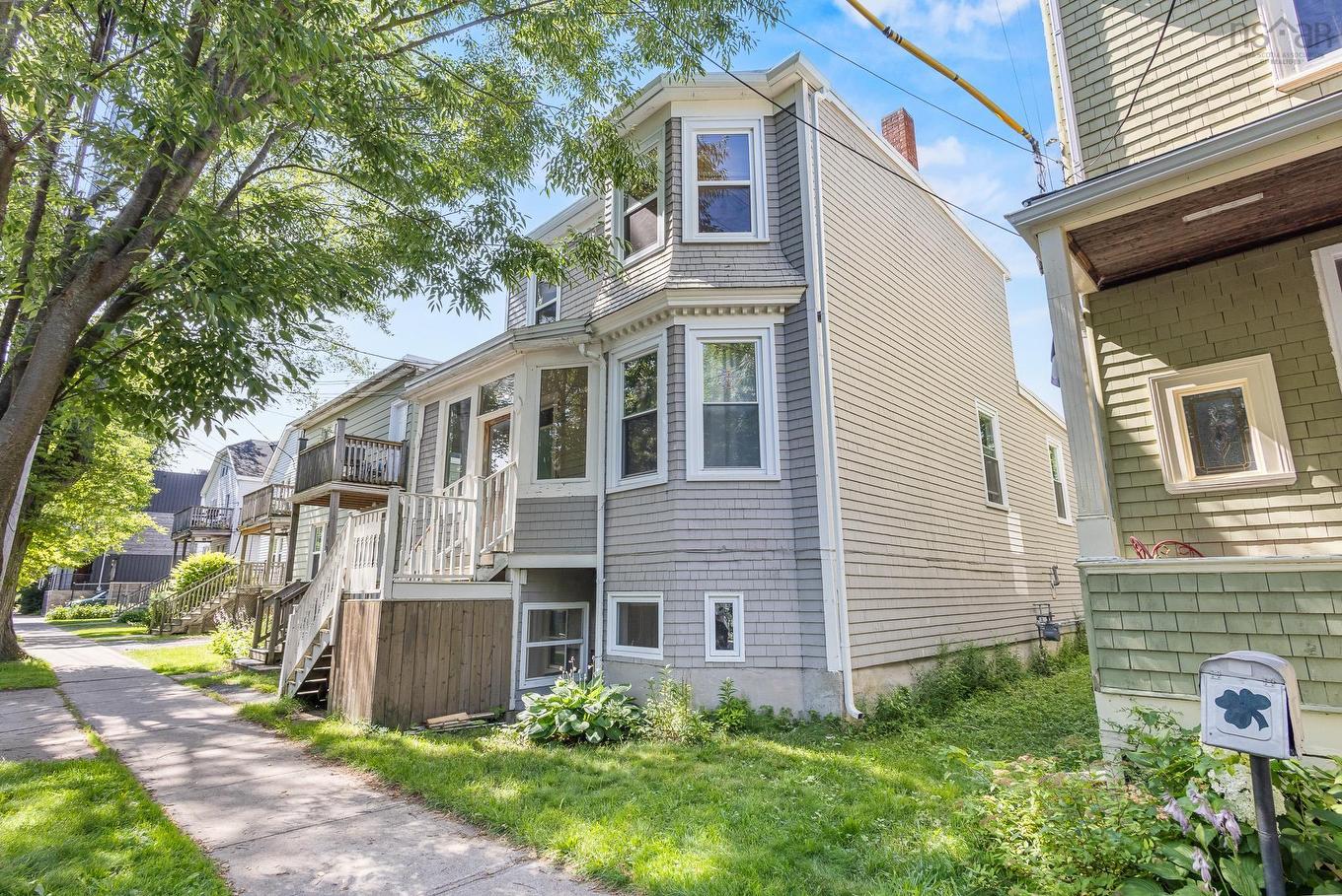 6147 Pepperell Street, Halifax, NS - Outdoor