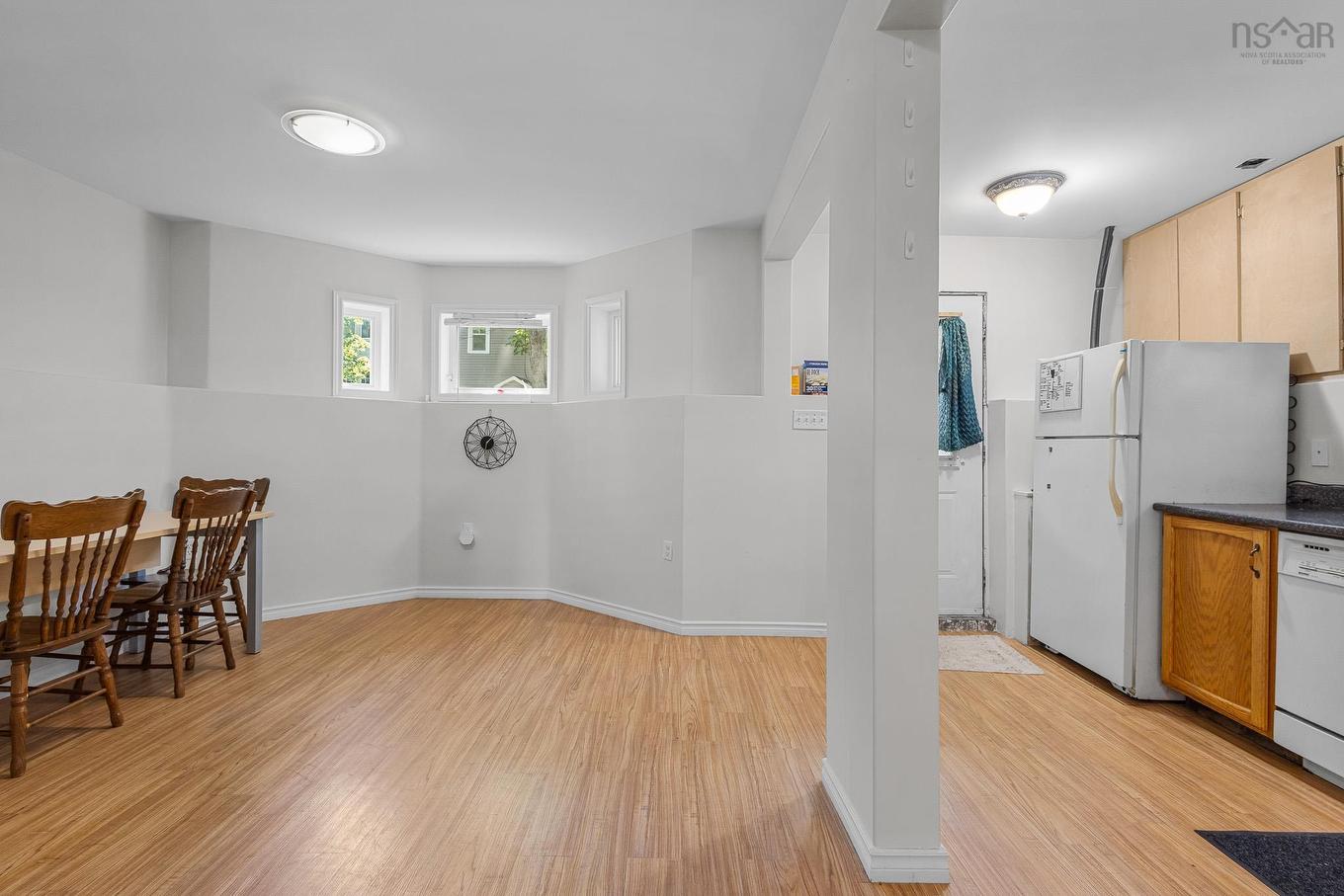 6147 Pepperell Street, Halifax, NS - Indoor Photo Showing Kitchen