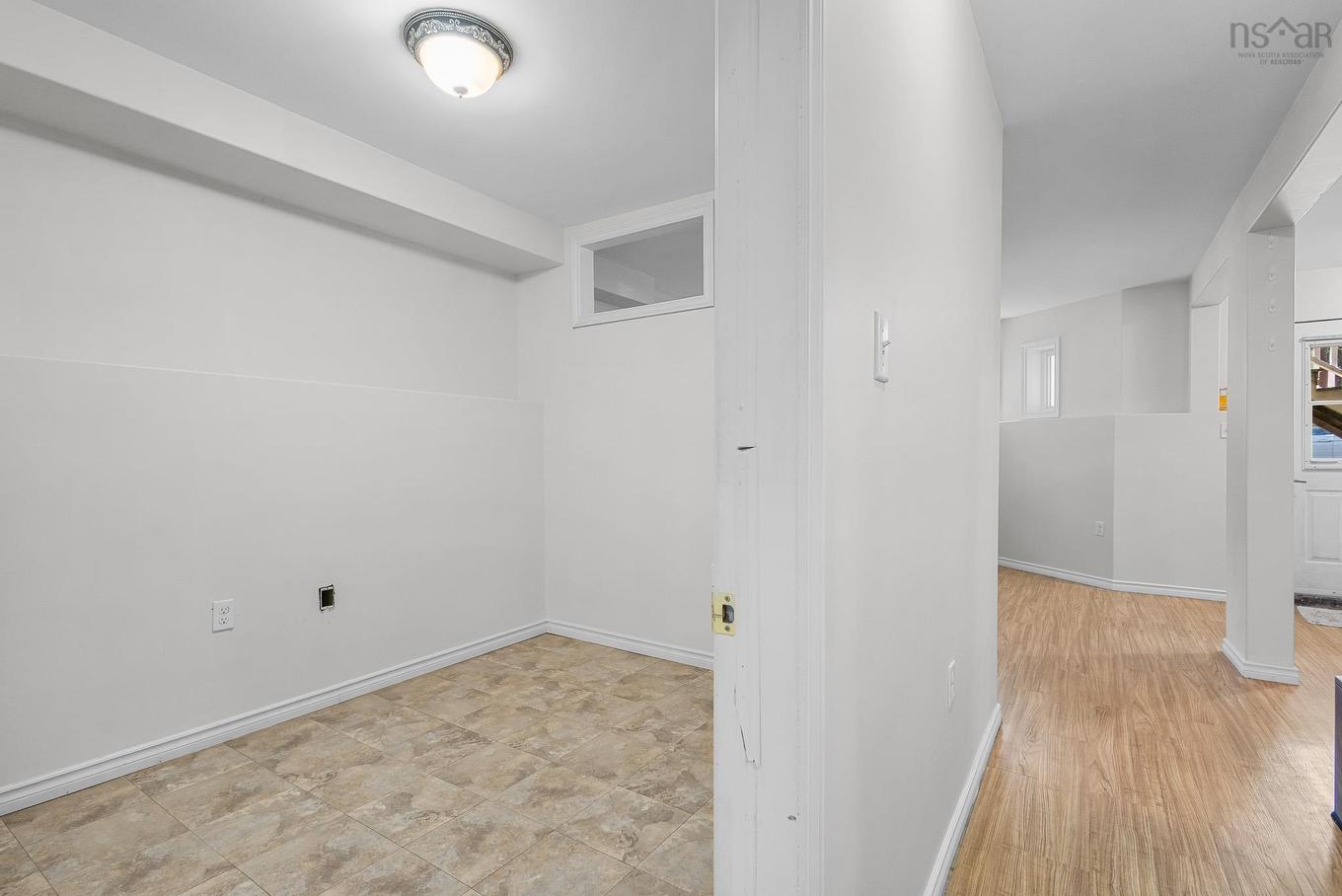 6147 Pepperell Street, Halifax, NS - Indoor Photo Showing Other Room