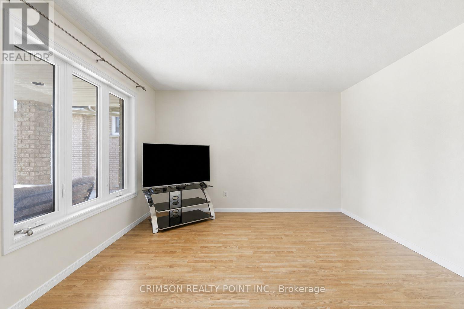 1406 Upper Sherman Avenue, Hamilton, ON - Indoor Photo Showing Other Room