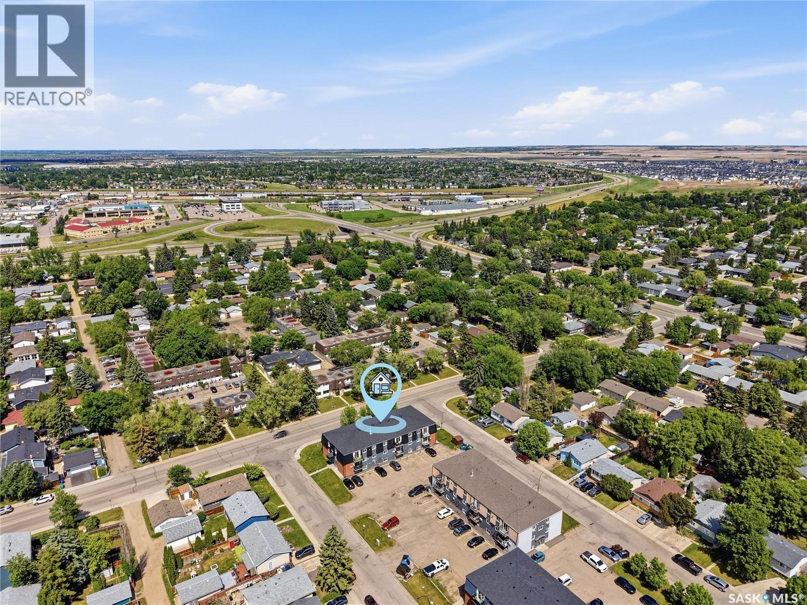 7 115 Acadia Drive, Saskatoon, SK - Outdoor With View