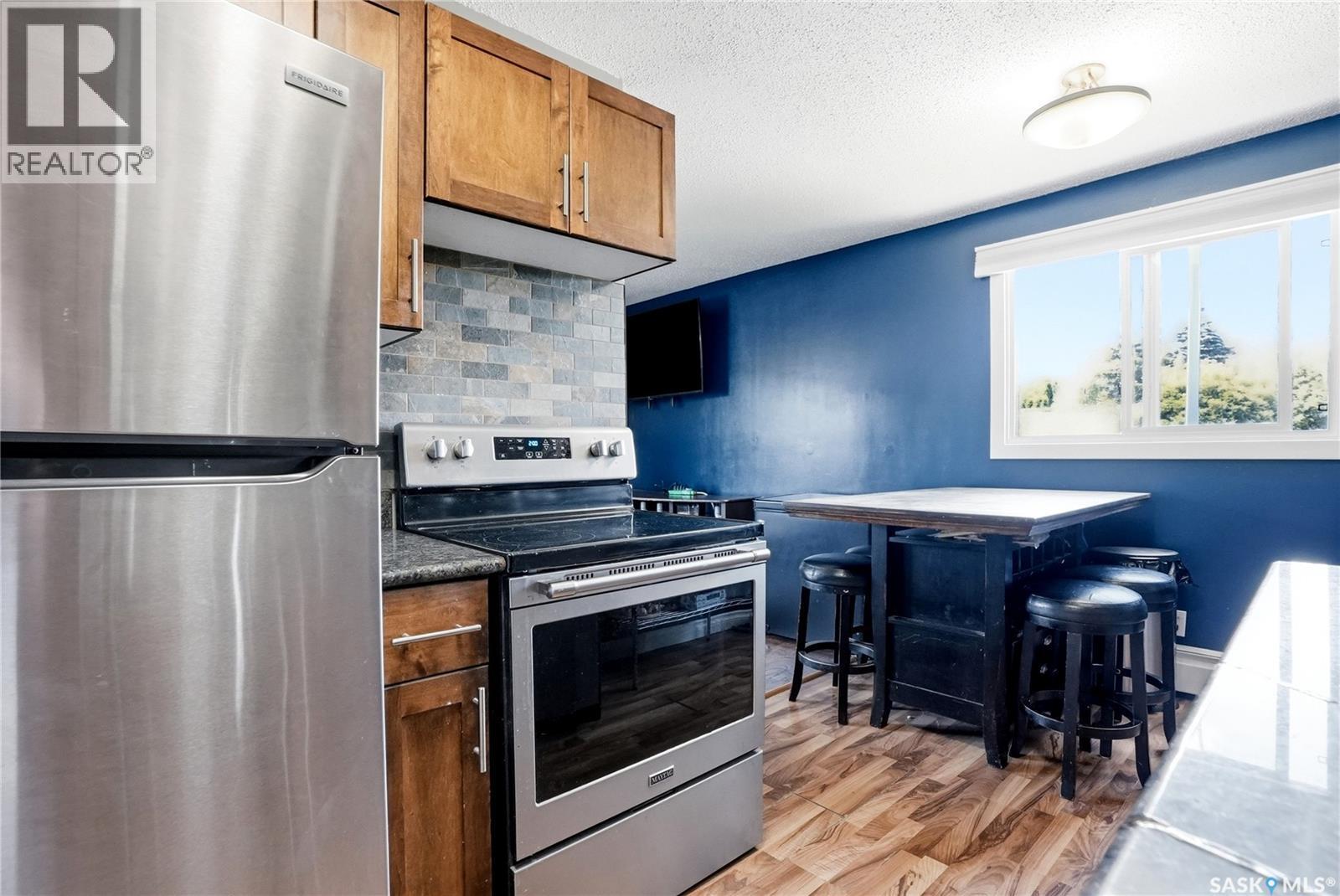 7 115 Acadia Drive, Saskatoon, SK - Indoor Photo Showing Kitchen