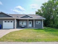 200 7th Avenue N Virden, MB R0M 2C0