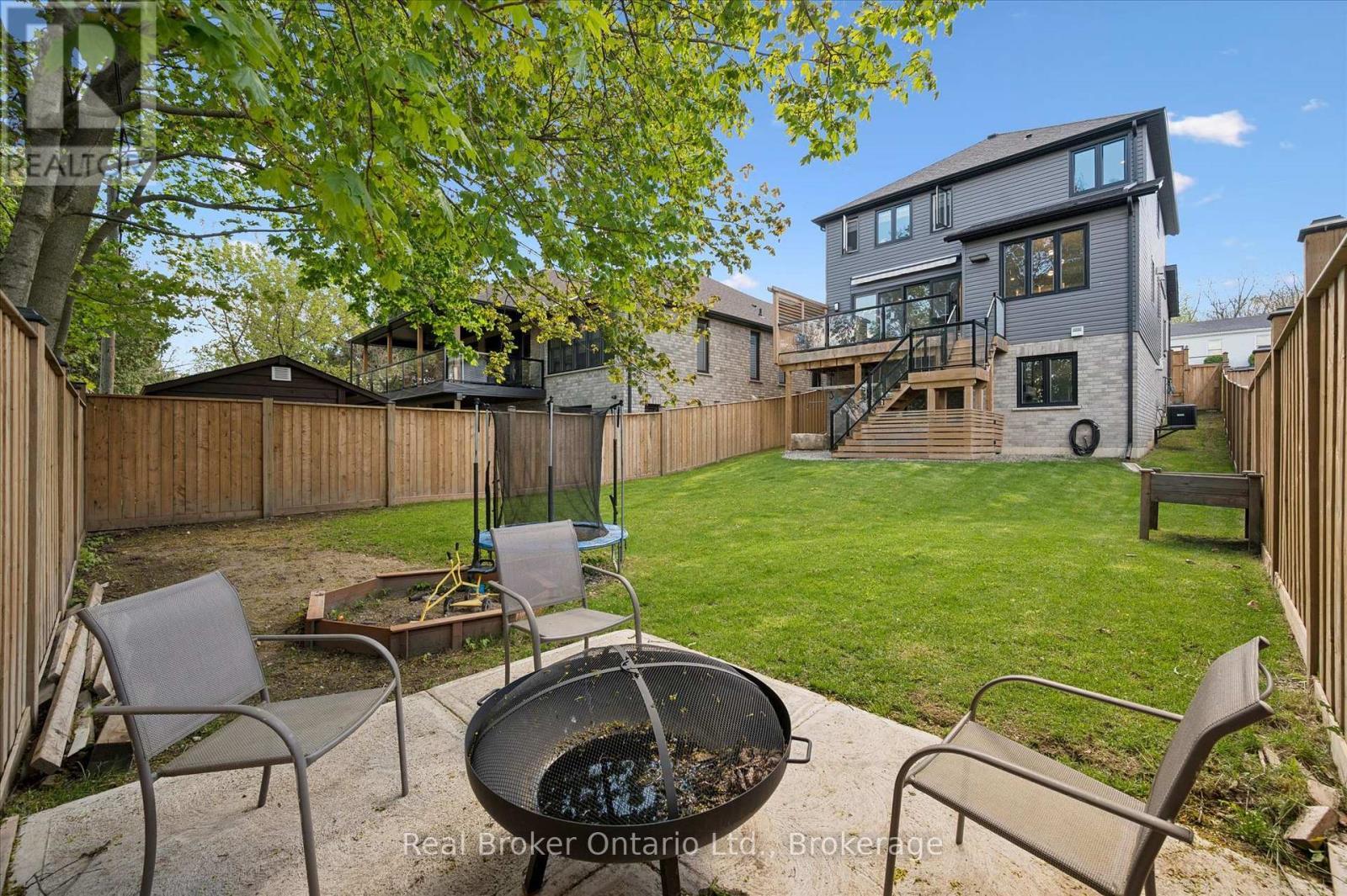 46 Washington Street, Brant (Paris), ON - Outdoor With Deck Patio Veranda