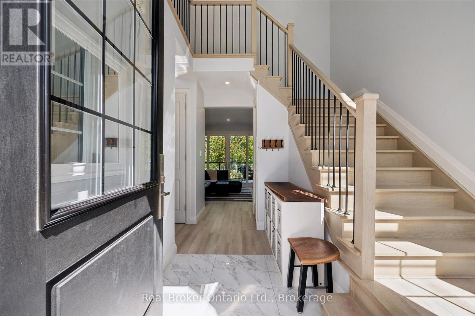 46 Washington Street, Brant (Paris), ON - Indoor Photo Showing Other Room