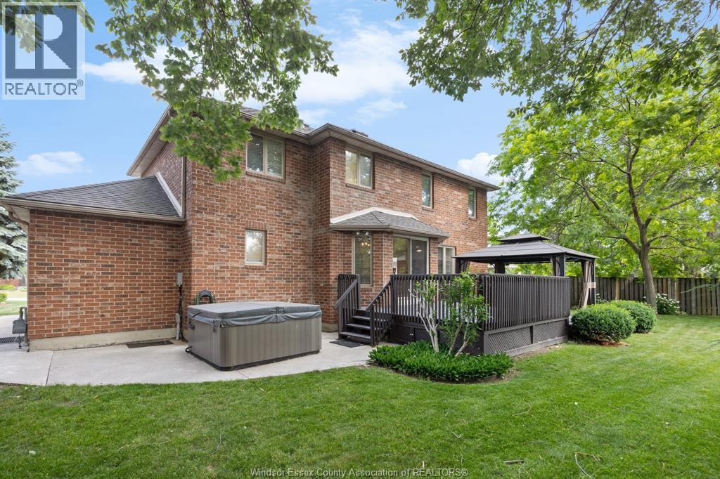 144 Pheasant Run, Lakeshore, ON - Outdoor