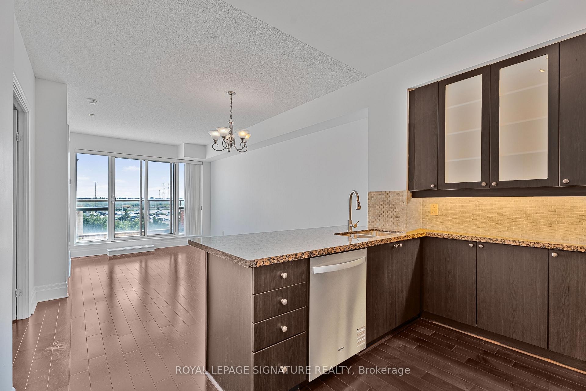 408-39 Upper Duke Crescent, Markham, ON - Indoor Photo Showing Other Room
