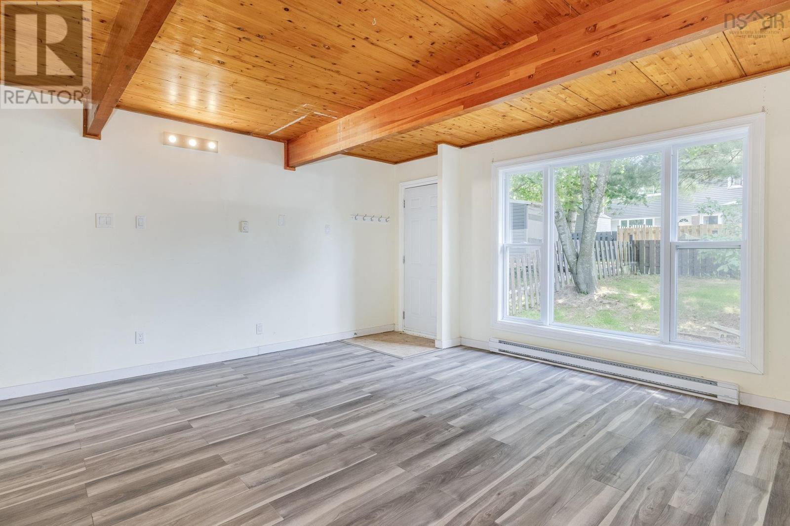 72 Cavendish Road, Halifax, NS - Indoor Photo Showing Other Room