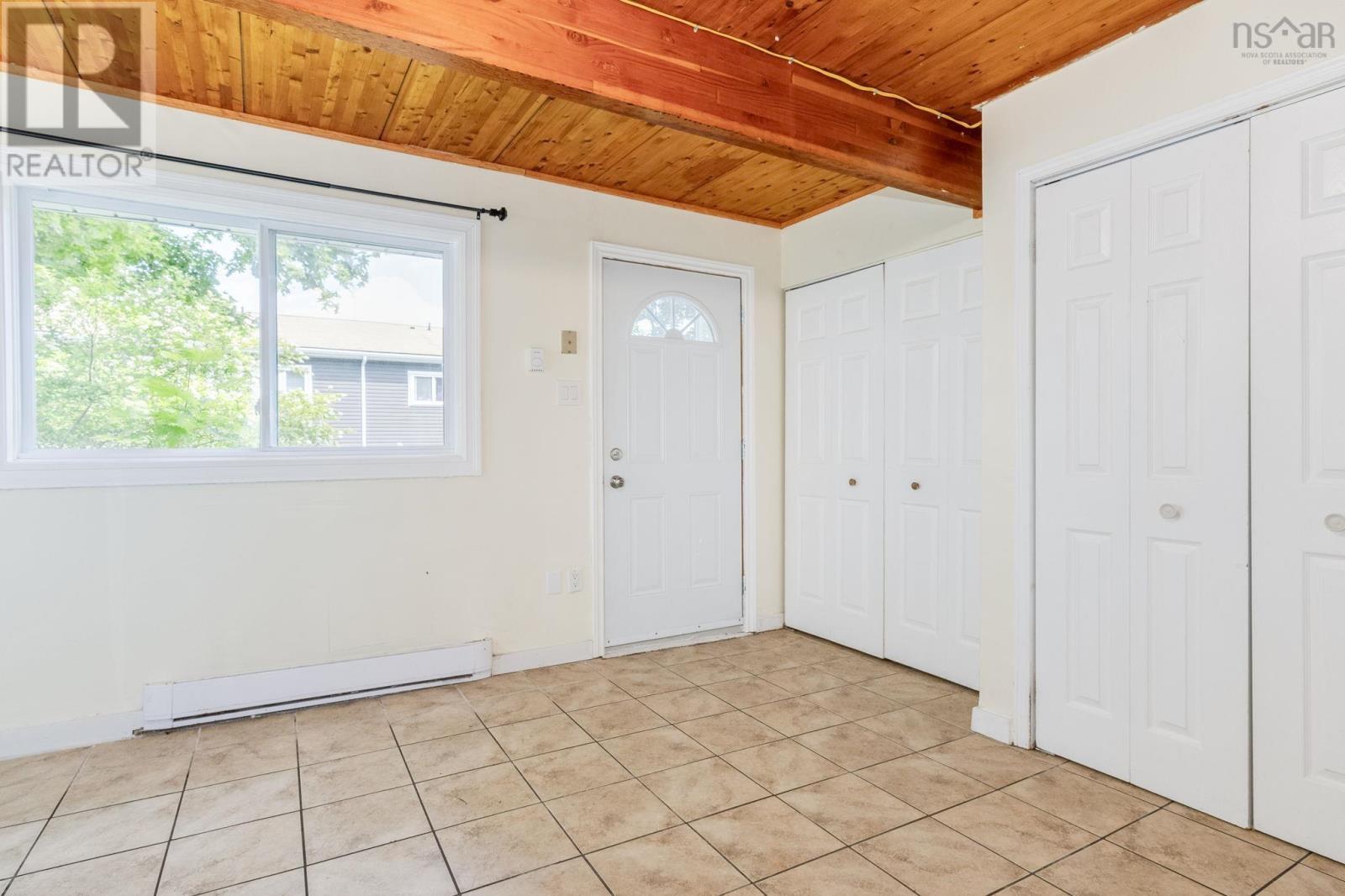 72 Cavendish Road, Halifax, NS - Indoor Photo Showing Other Room