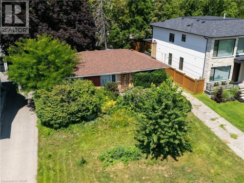 1405 CONSTANCE Drive  Oakville, ON L6J 2T8