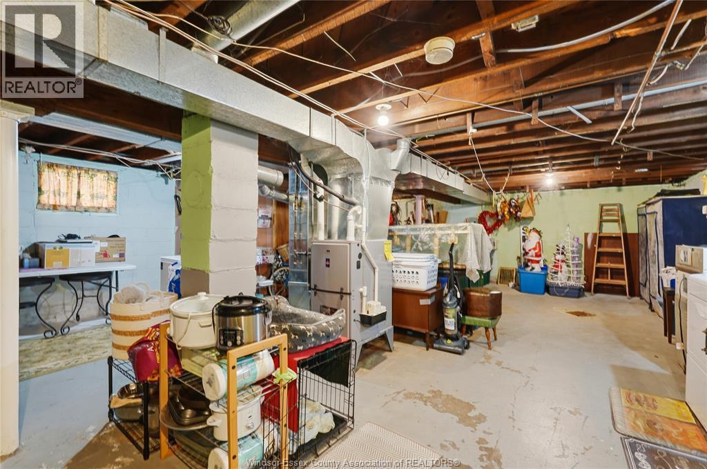 987 Curry, Windsor, ON - Indoor Photo Showing Basement