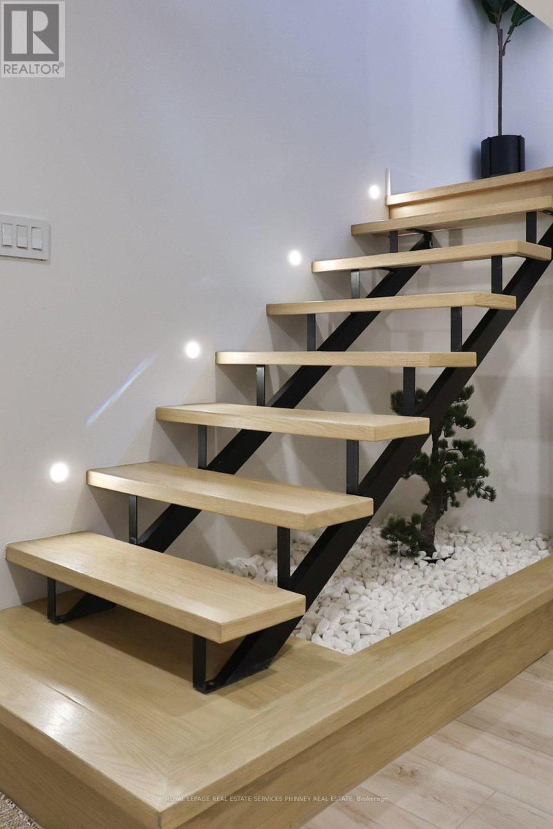 75 Rangoon Road, Toronto, ON - Indoor