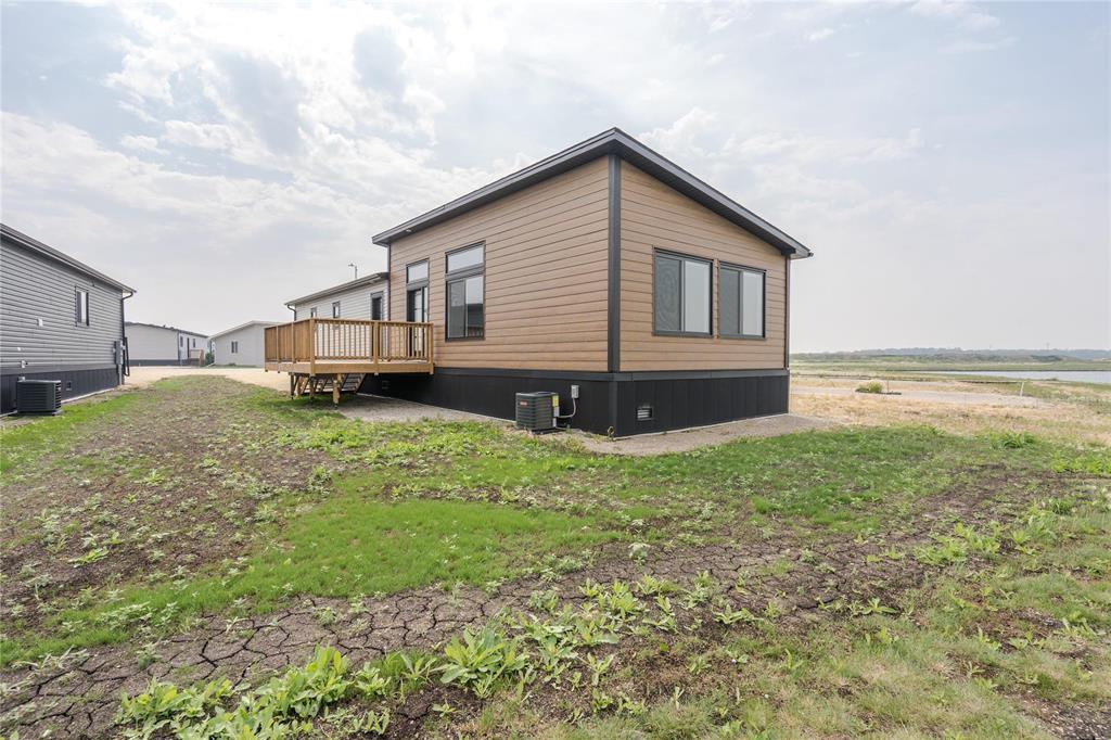 140 Prairie Oak Drive, Mitchell, MB - Outdoor With Deck Patio Veranda With Exterior