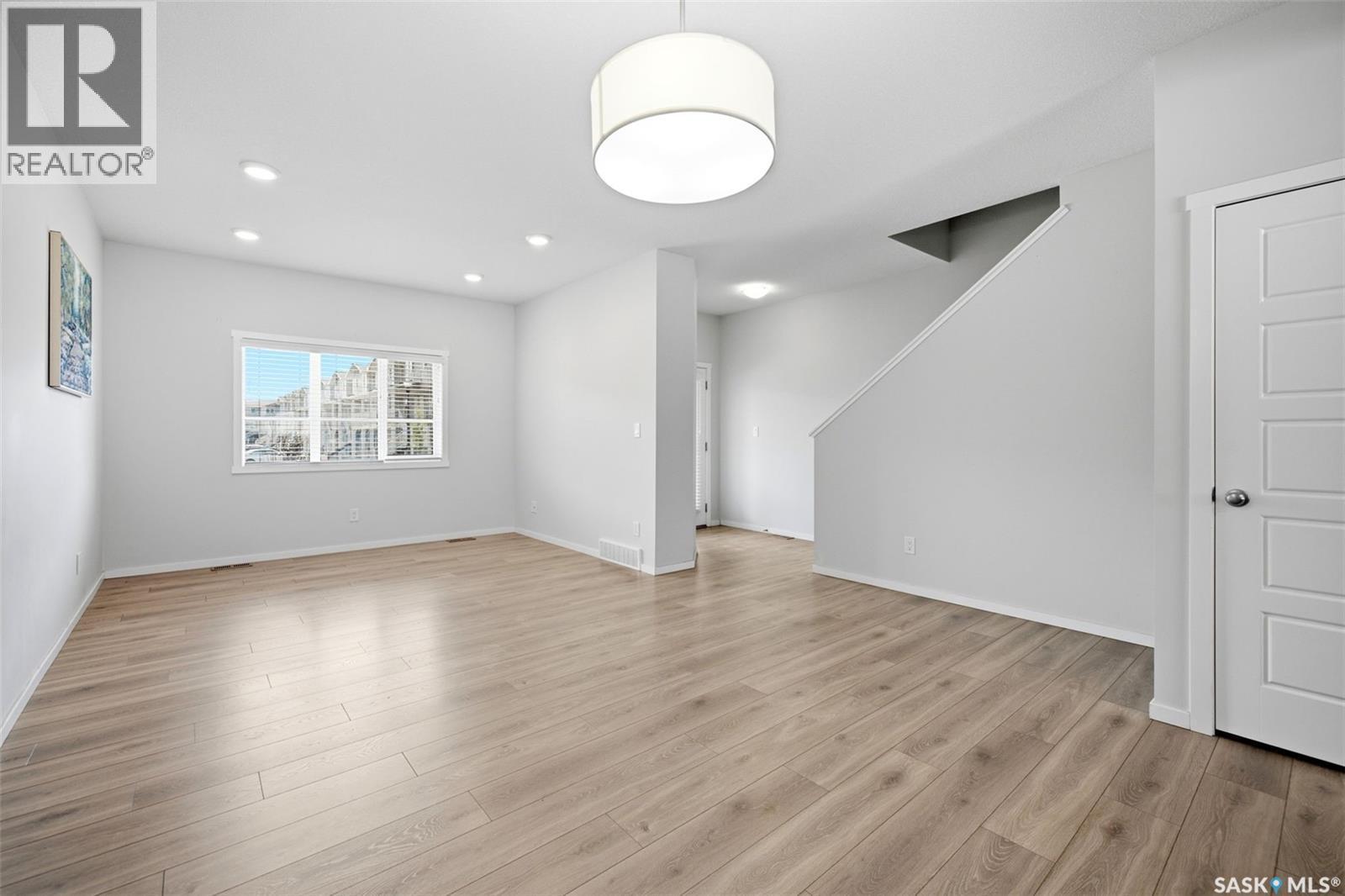 5116 Primrose Green Drive E, Regina, SK - Indoor Photo Showing Other Room