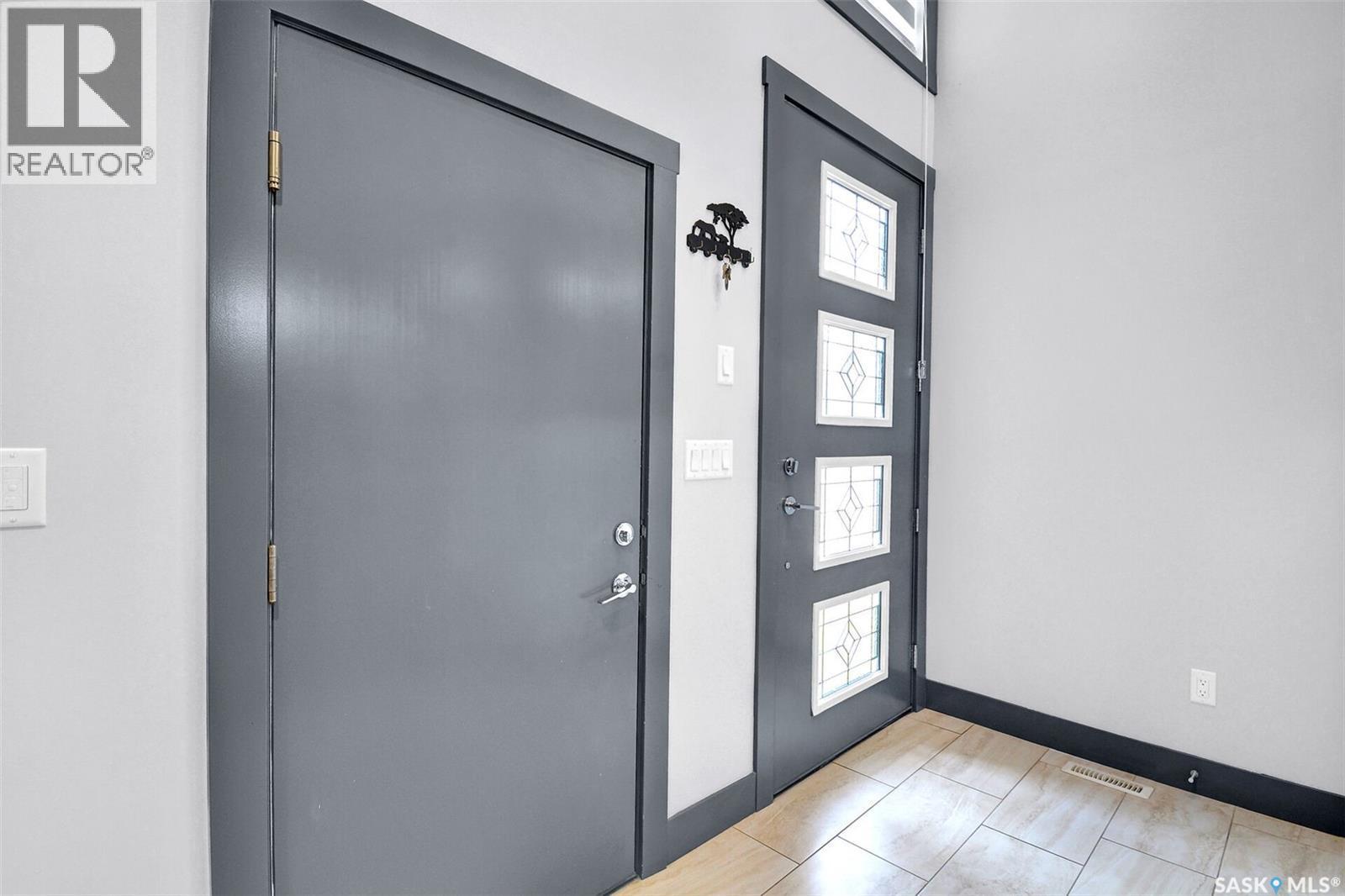 519 Kenaschuk Way, Saskatoon, SK - Indoor Photo Showing Other Room