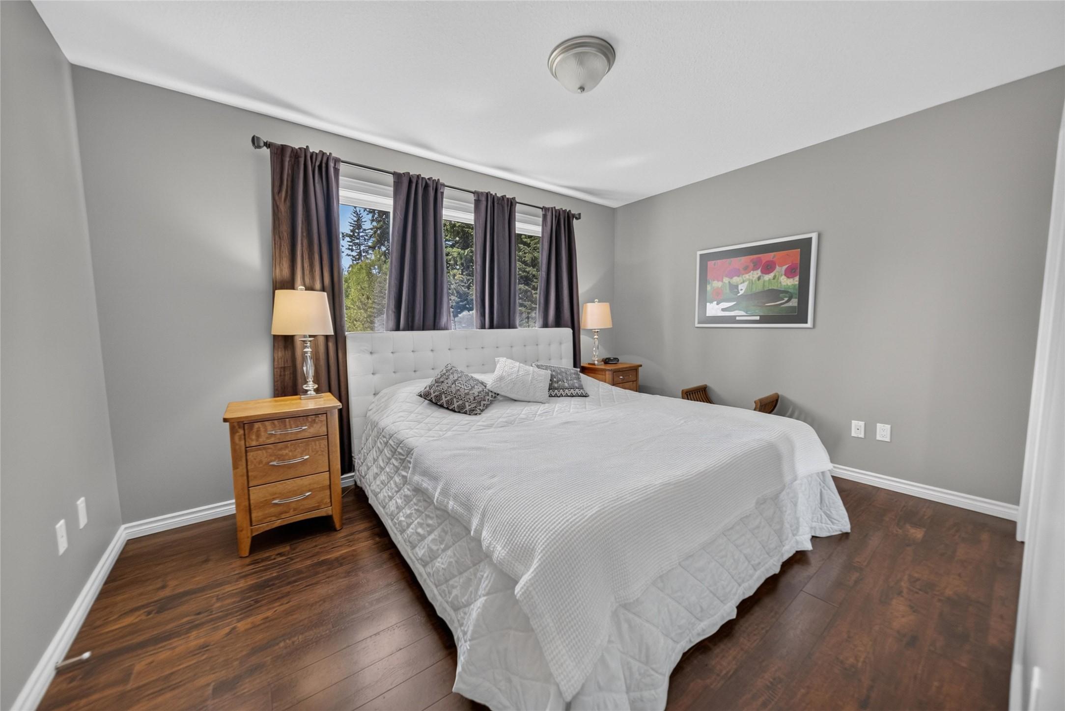 6799 Rosen Lake Road, Jaffray, BC - Indoor Photo Showing Bedroom