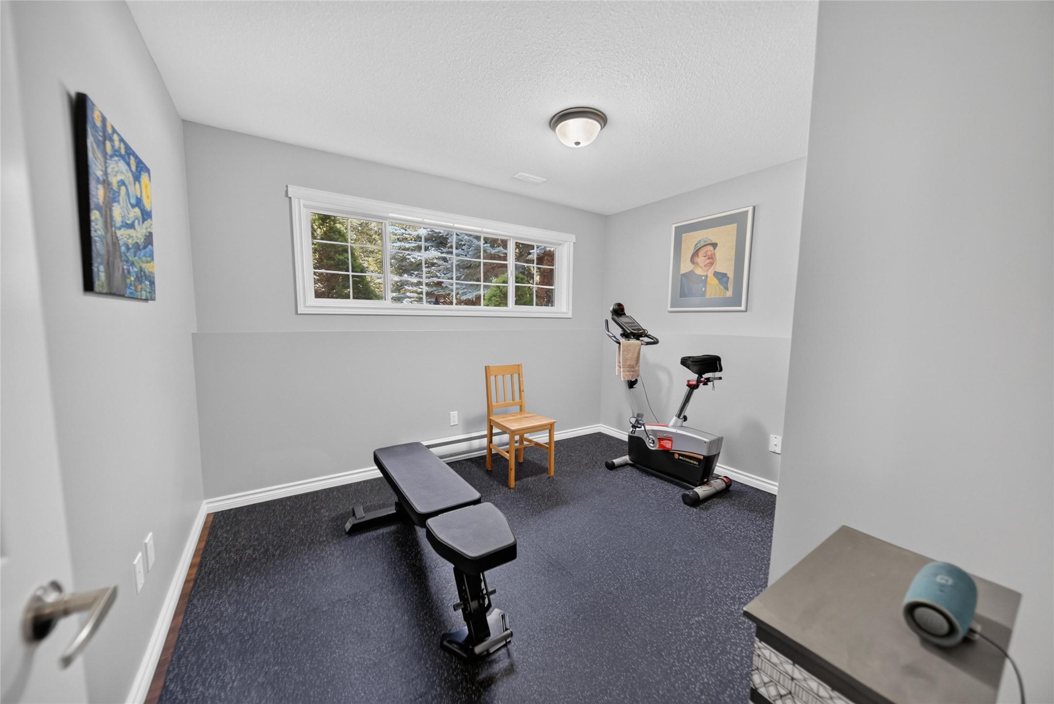 6799 Rosen Lake Road, Jaffray, BC - Indoor Photo Showing Gym Room