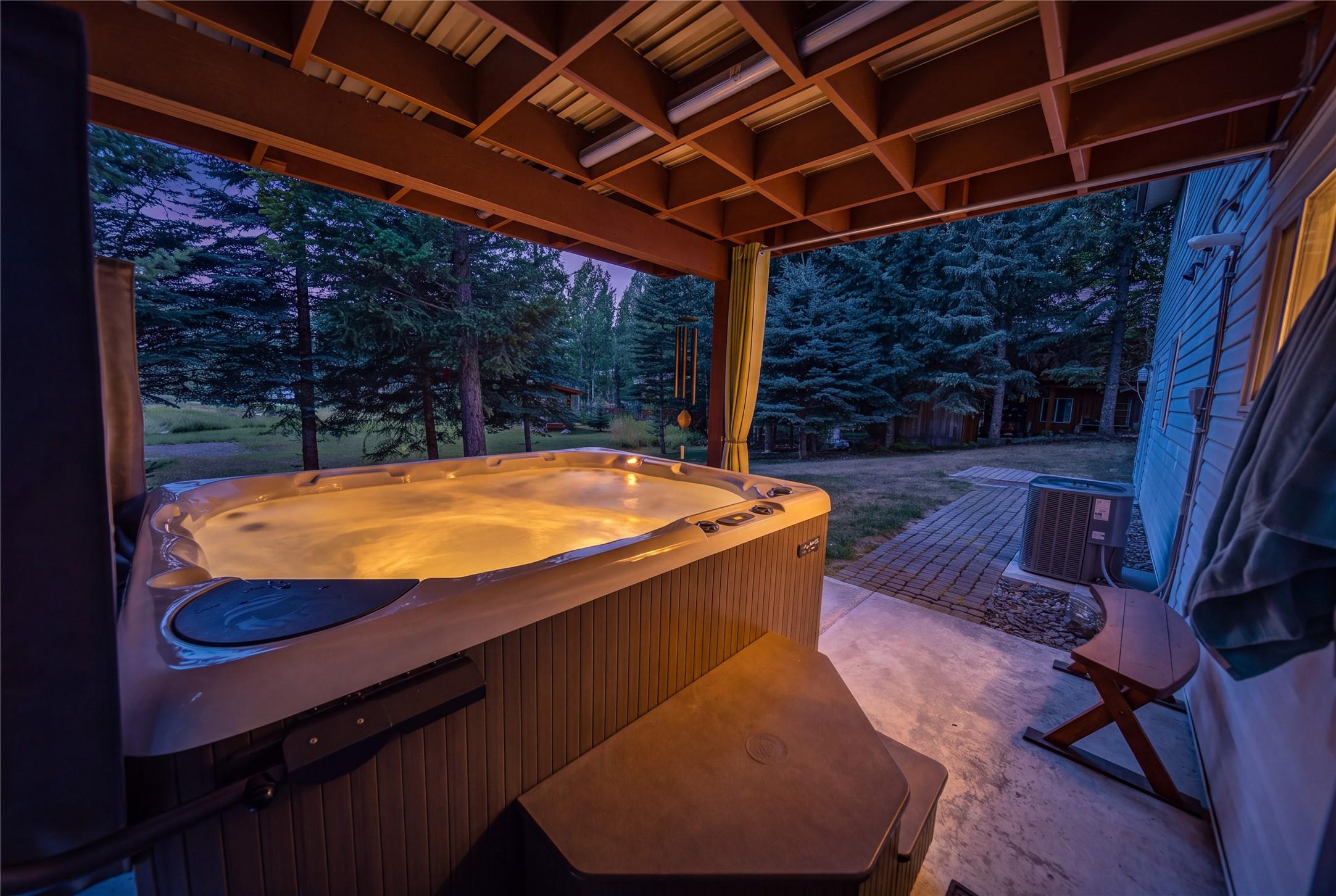 6799 Rosen Lake Road, Jaffray, BC -