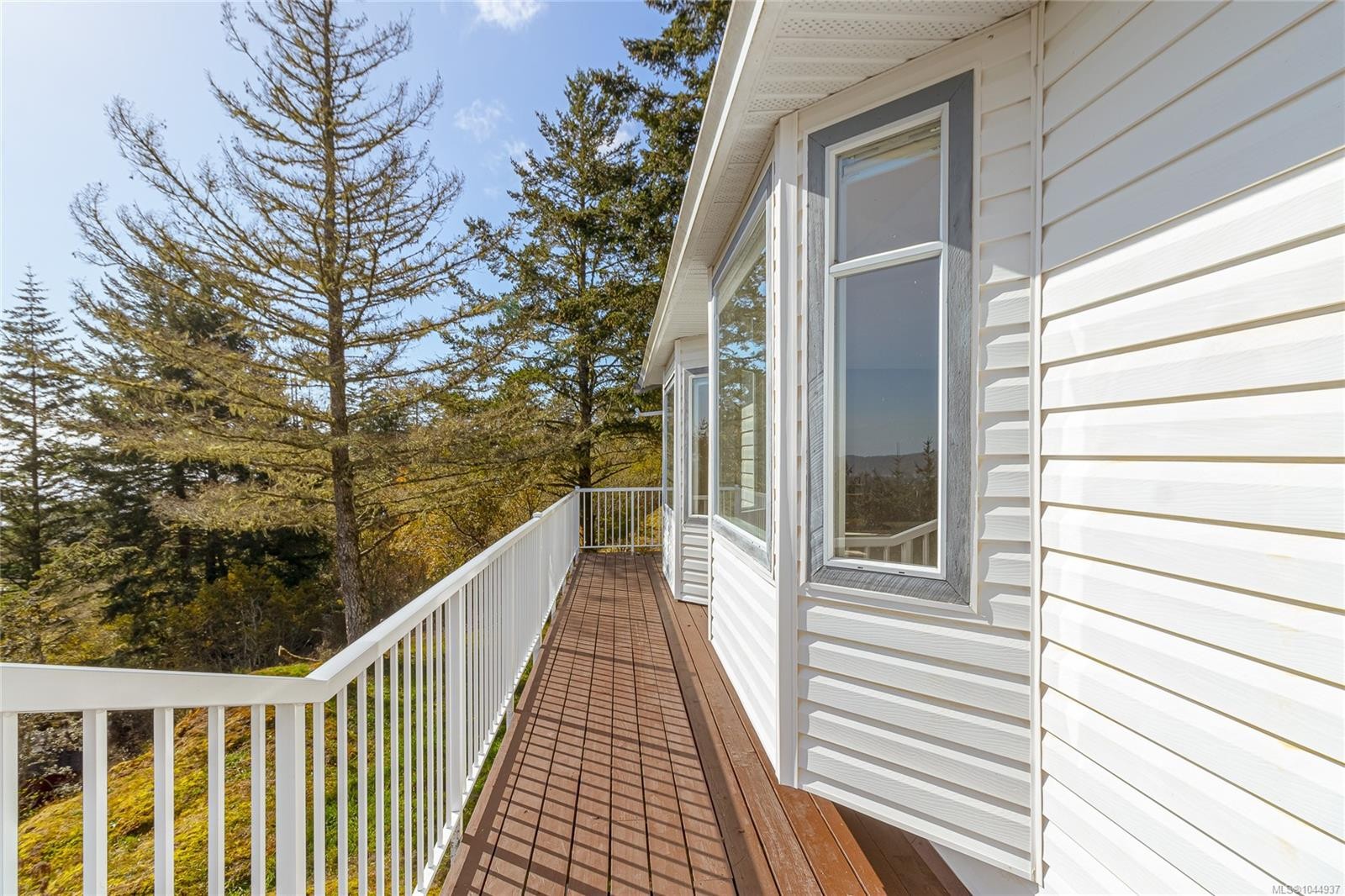 2270 Henlyn Dr, Sooke, BC