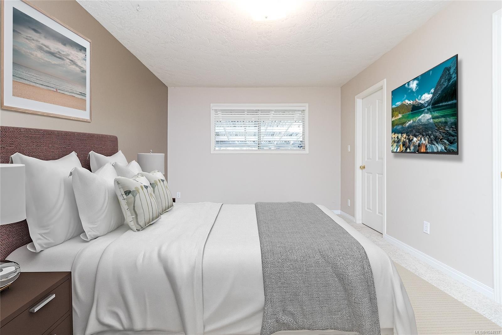2270 Henlyn Dr, Sooke, BC