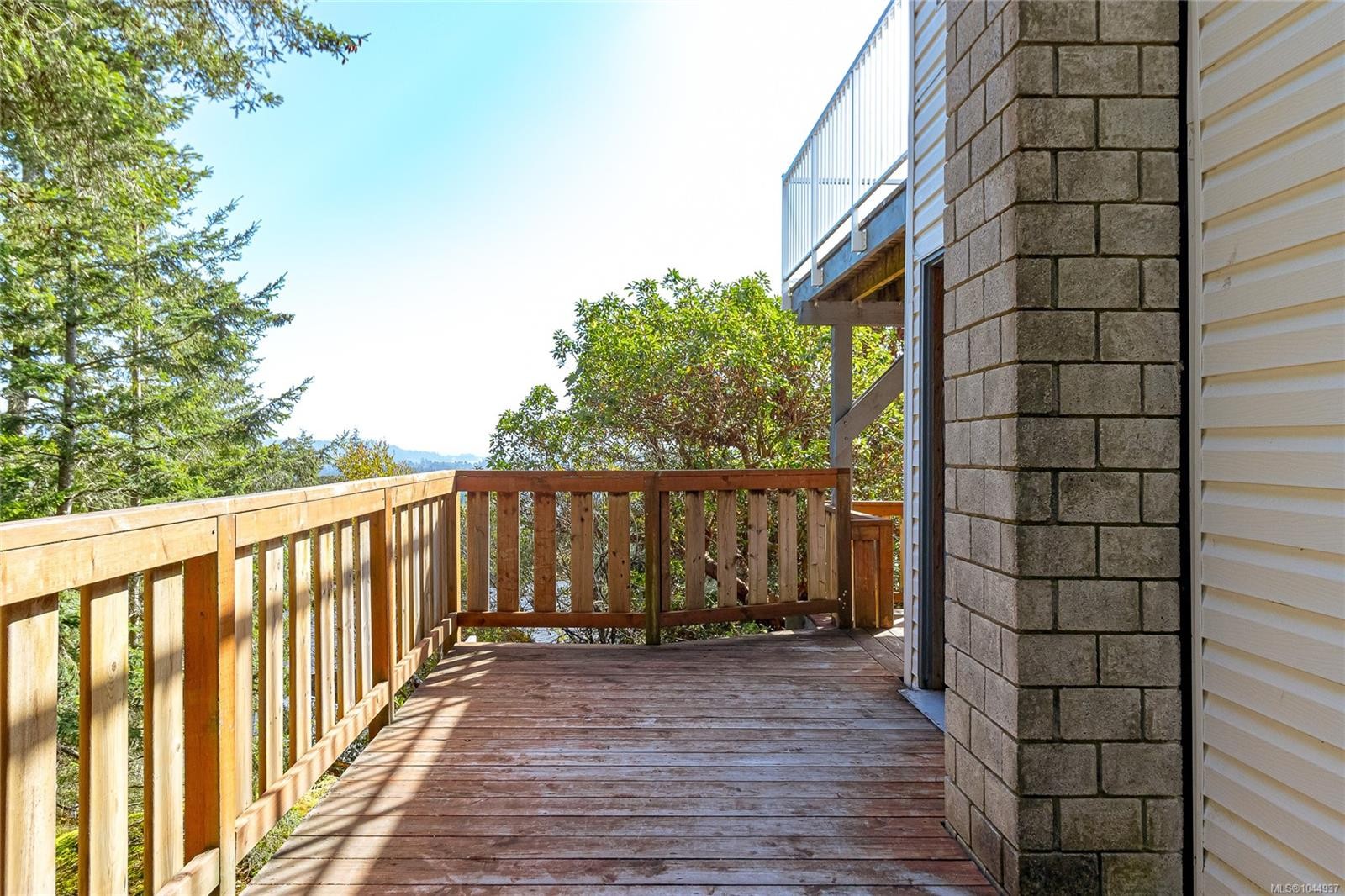 2270 Henlyn Dr, Sooke, BC