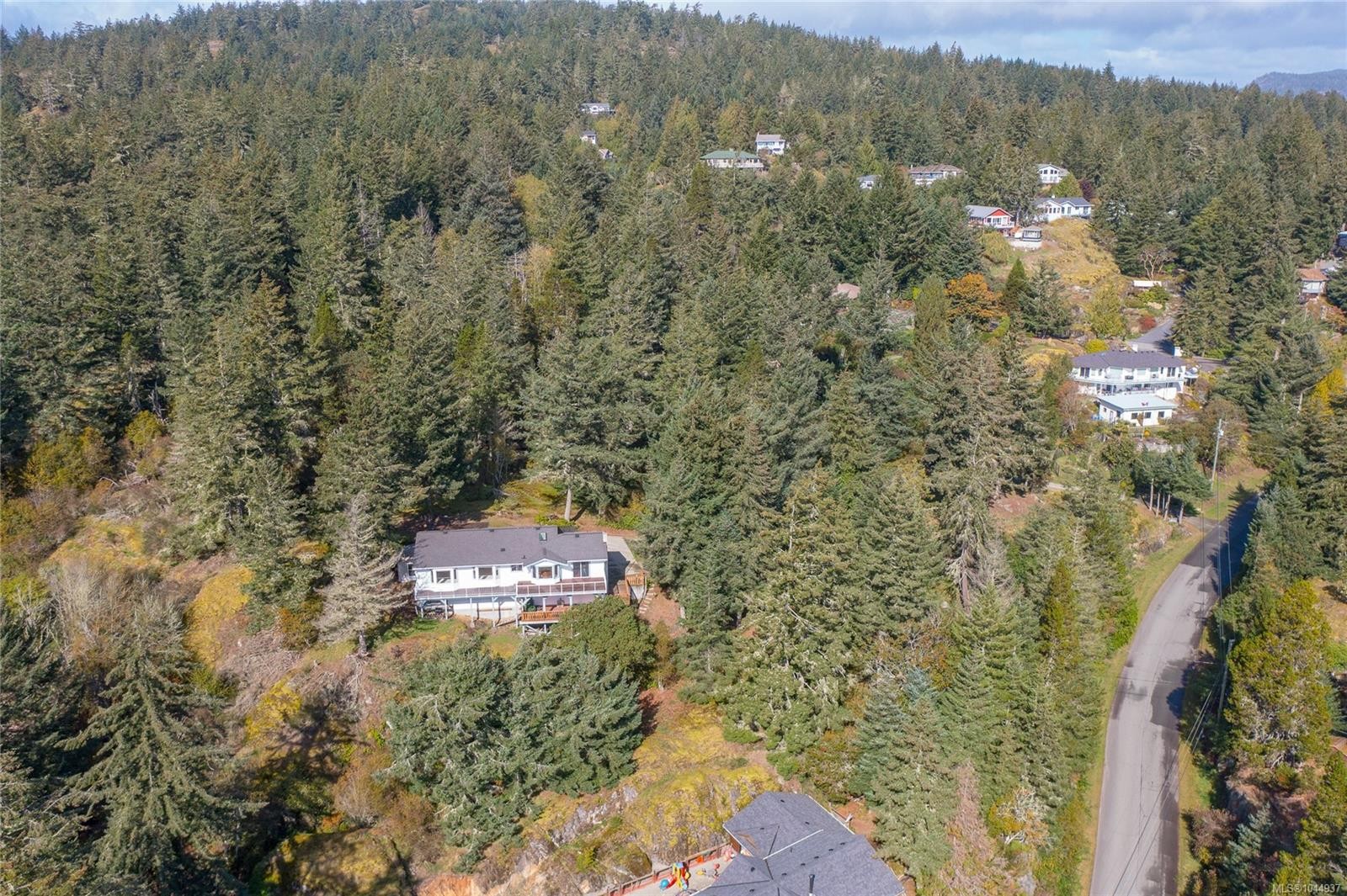 2270 Henlyn Dr, Sooke, BC