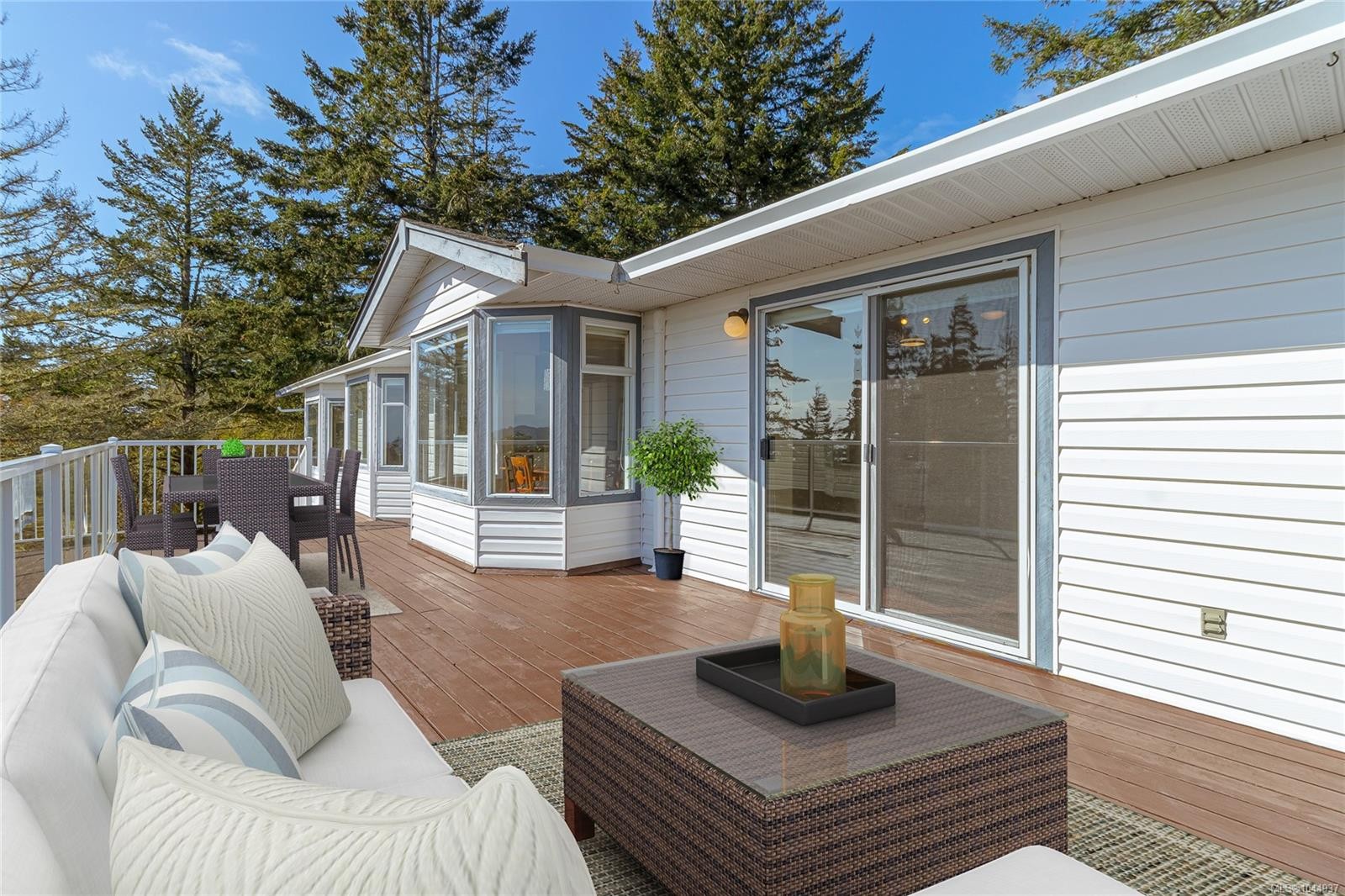 2270 Henlyn Dr, Sooke, BC