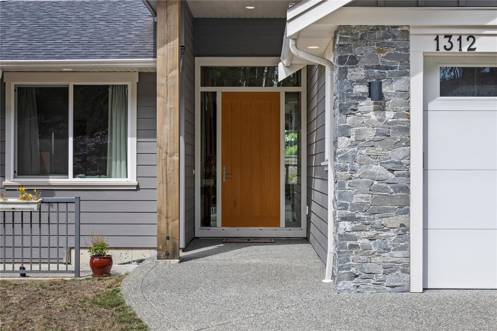 1312 Langara Dr, Nanaimo, BC
