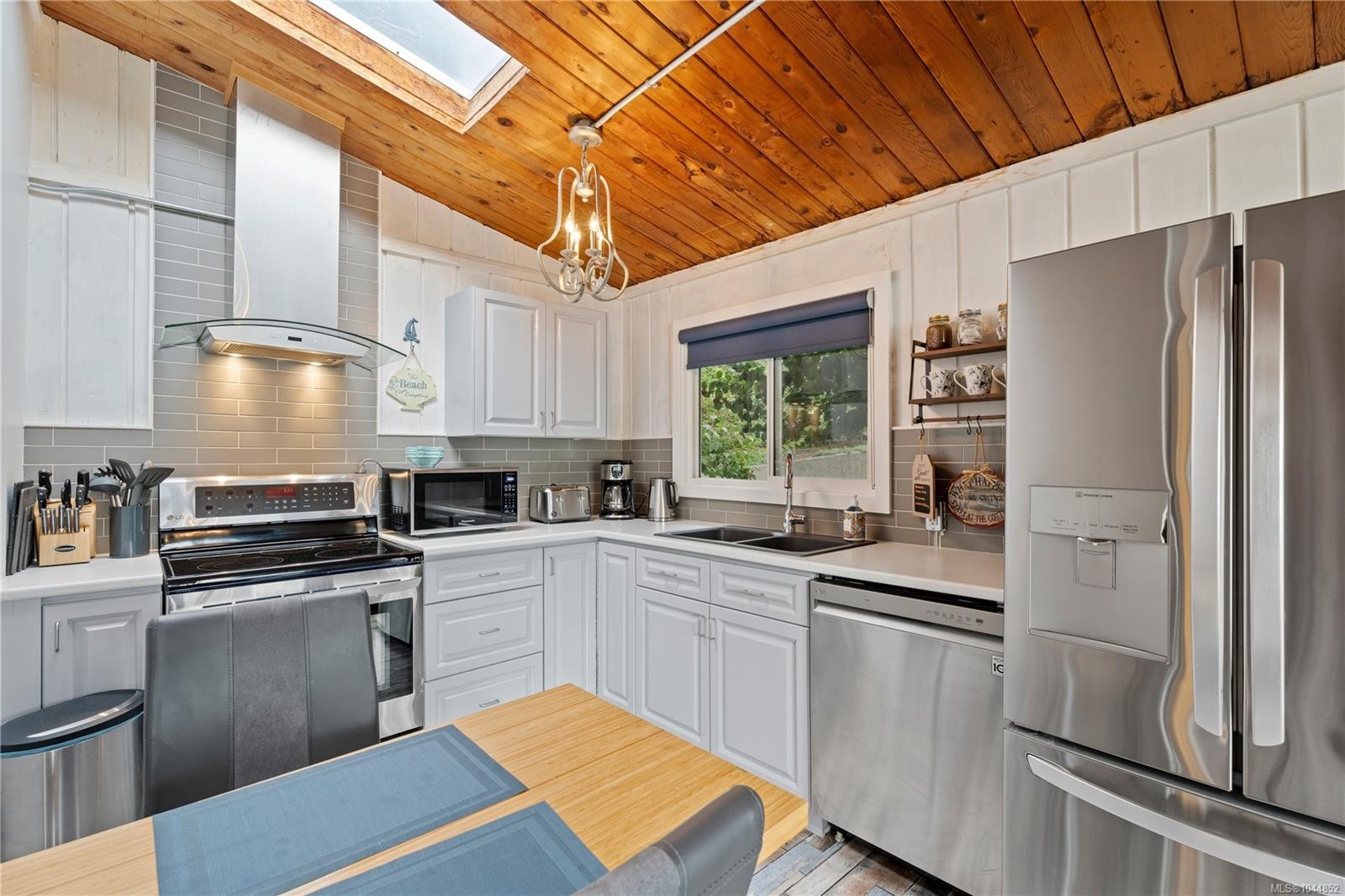 11680 Fairtide Rd, Ladysmith, BC
