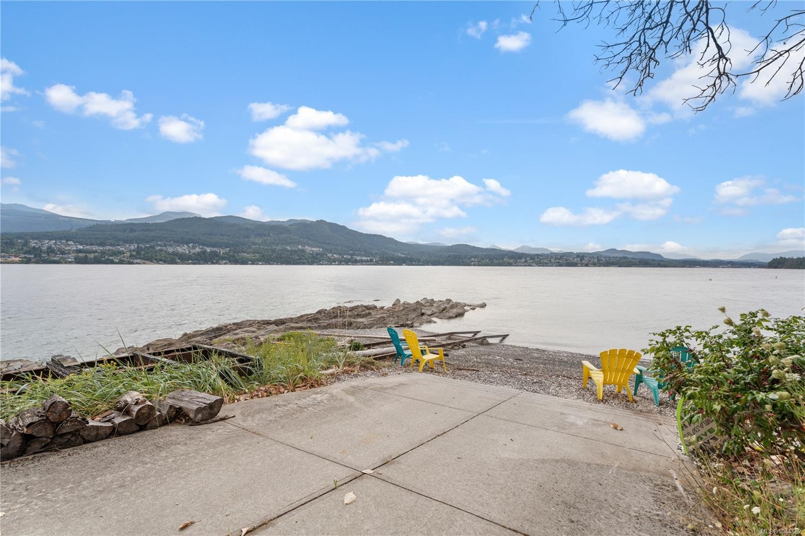 11680 Fairtide Rd, Ladysmith, BC