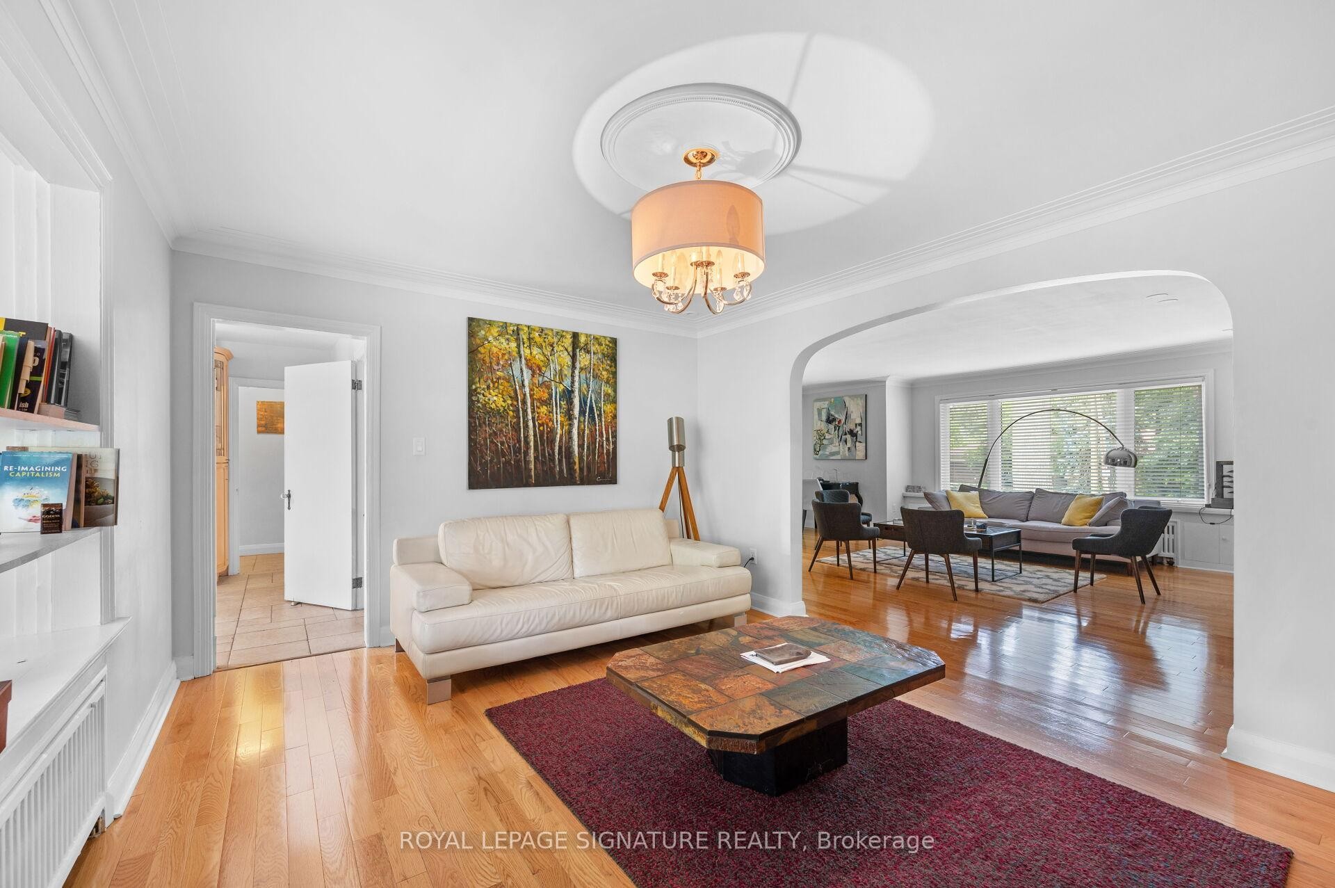 2234 Gordon Drive, Mississauga, ON - Indoor Photo Showing Living Room