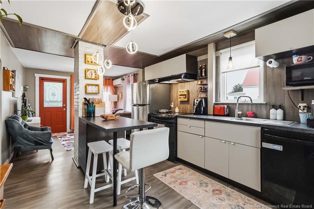 743 Salisbury Rd, Moncton, NB