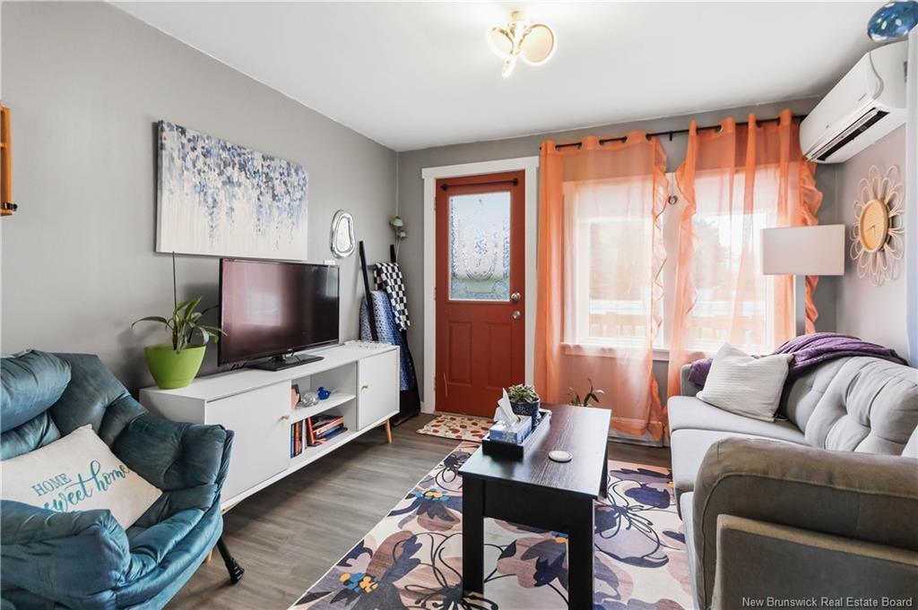 743 Salisbury Rd, Moncton, NB