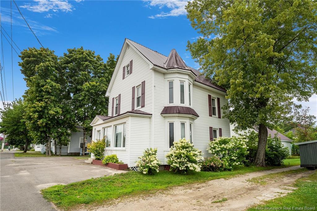 119 Saunders Rd, Mcadam, NB