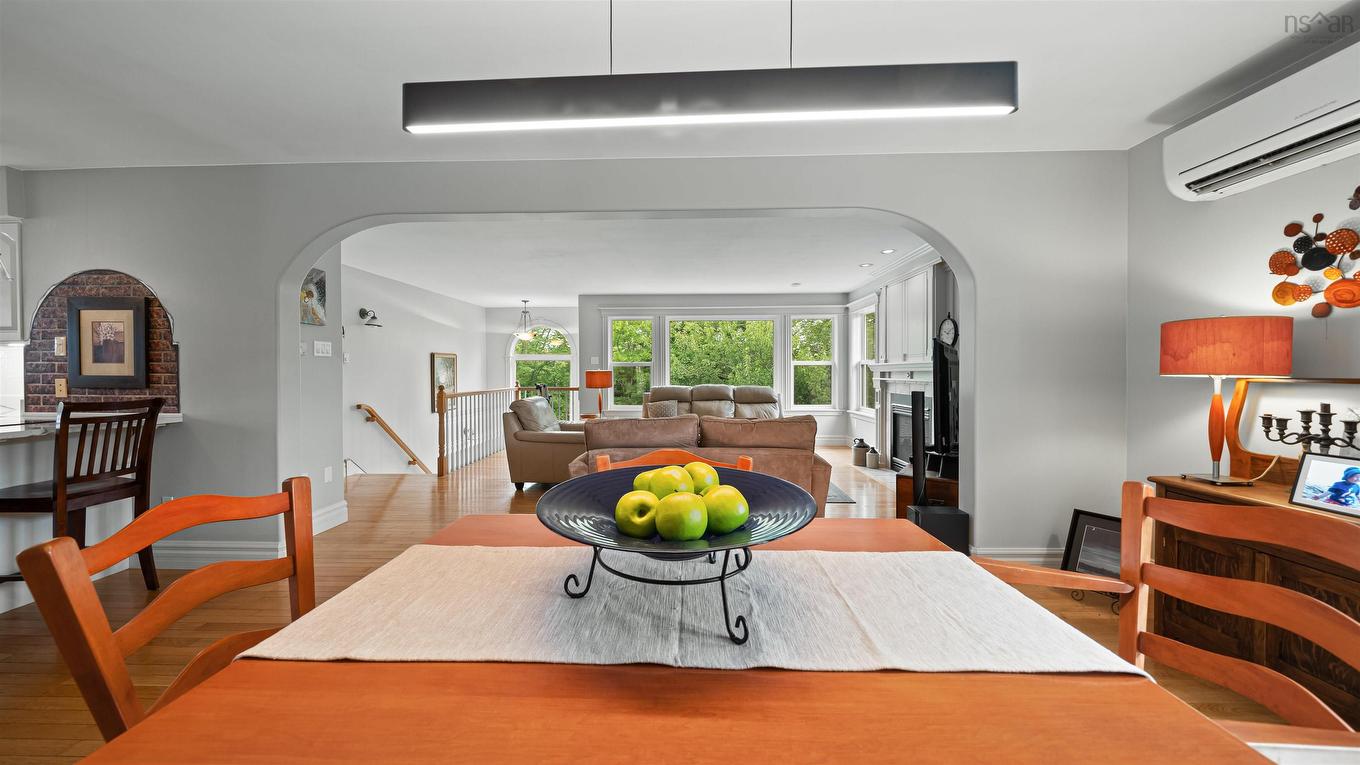 17 Oakley Avenue, Halifax, NS - Indoor Photo Showing Dining Room