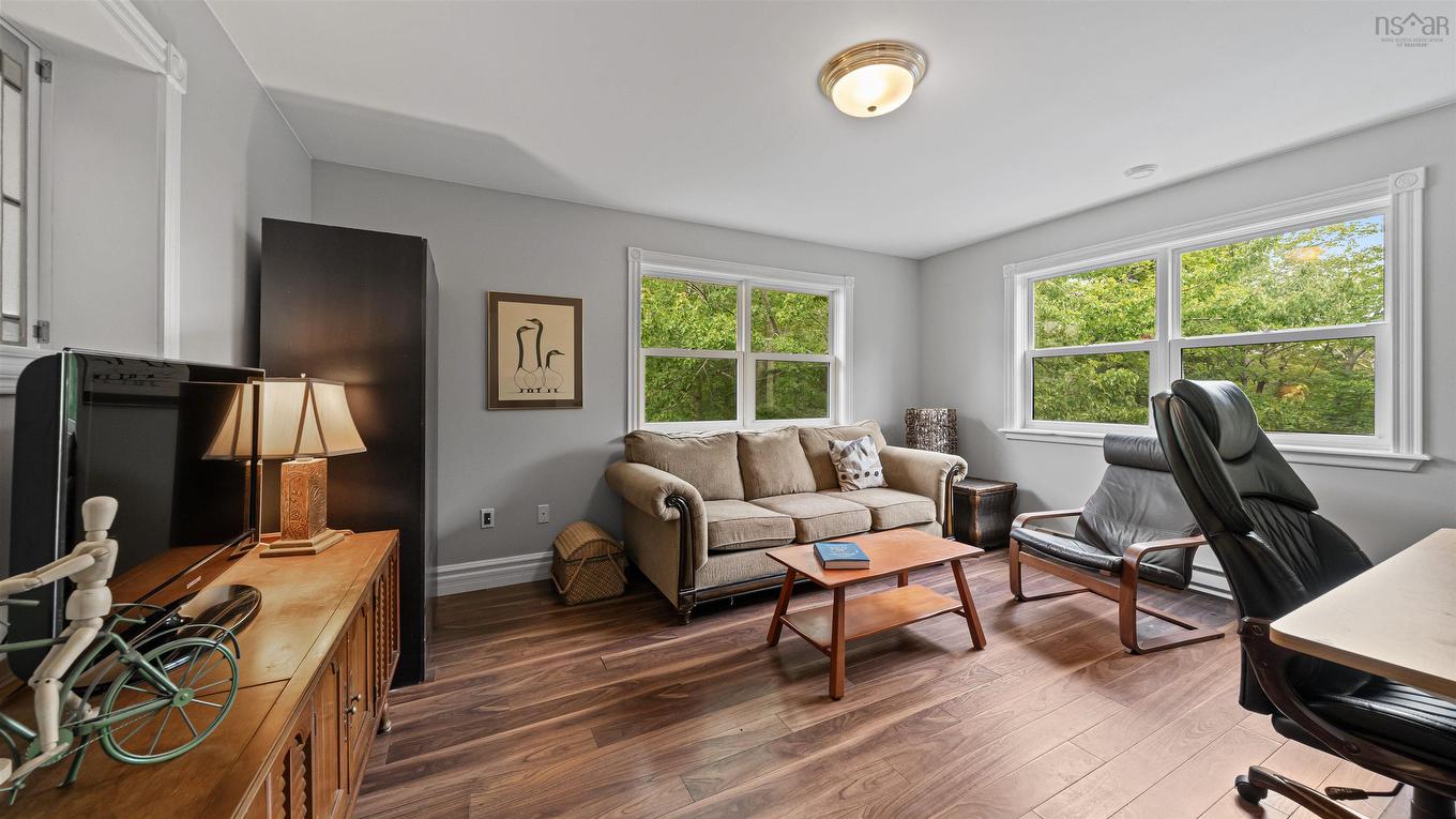 17 Oakley Avenue, Halifax, NS - Indoor Photo Showing Living Room