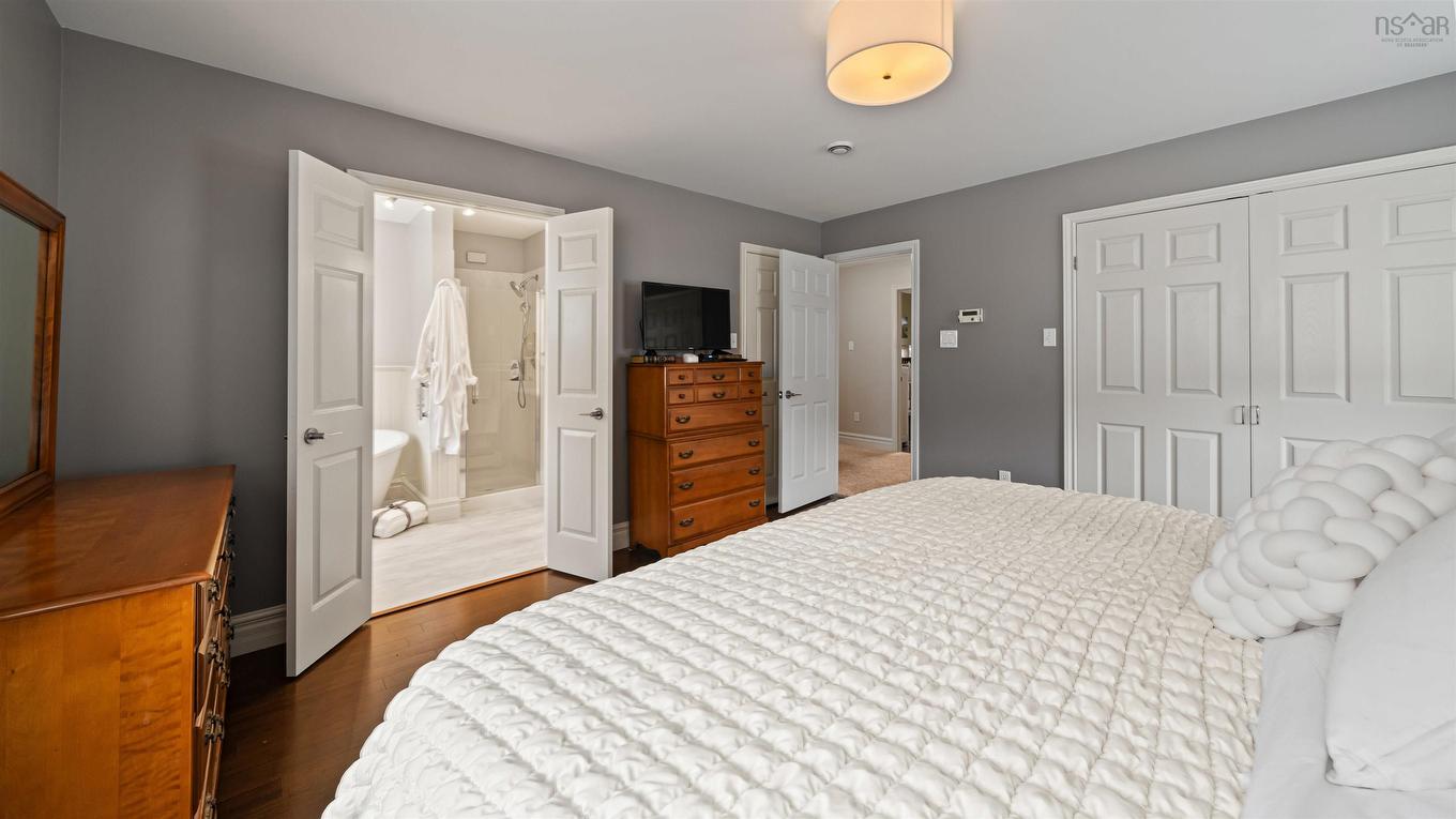 17 Oakley Avenue, Halifax, NS - Indoor Photo Showing Bedroom
