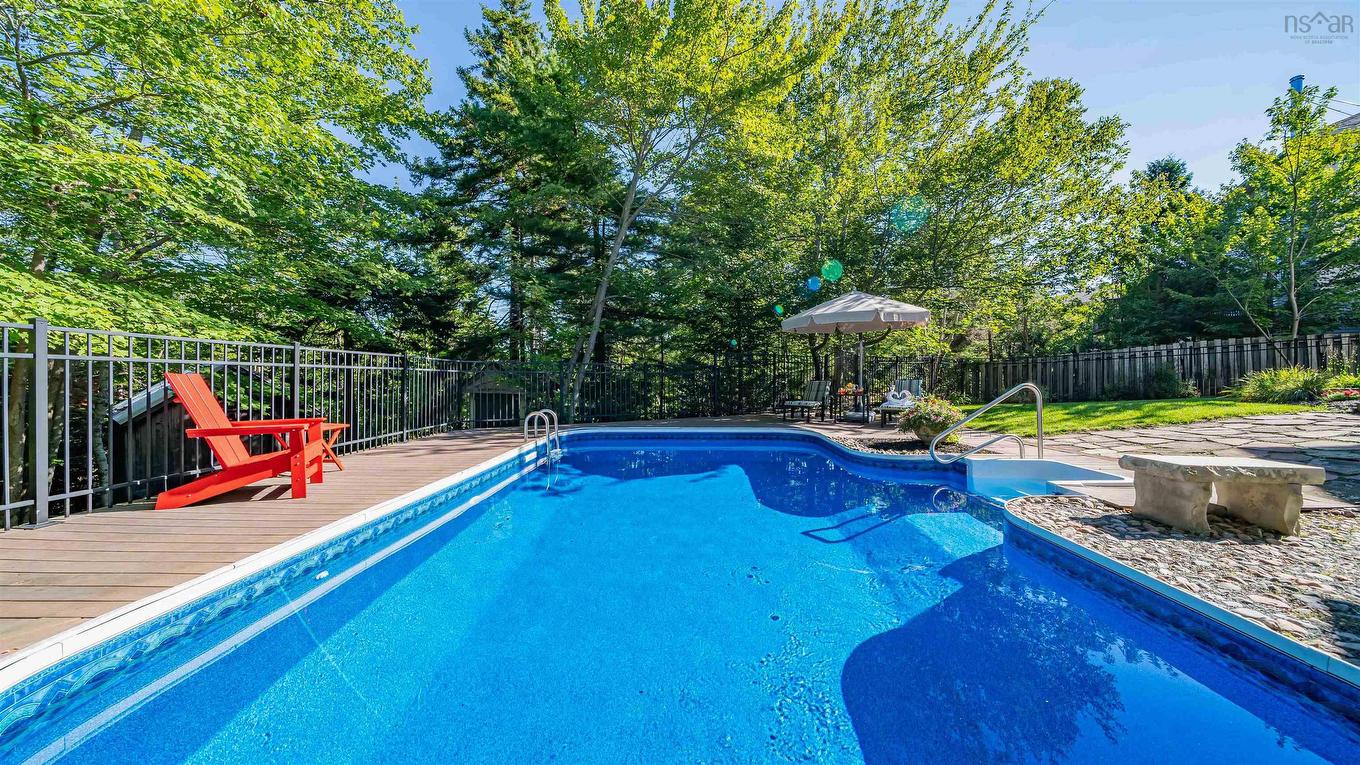 17 Oakley Avenue, Halifax, NS - Outdoor With In Ground Pool With Backyard