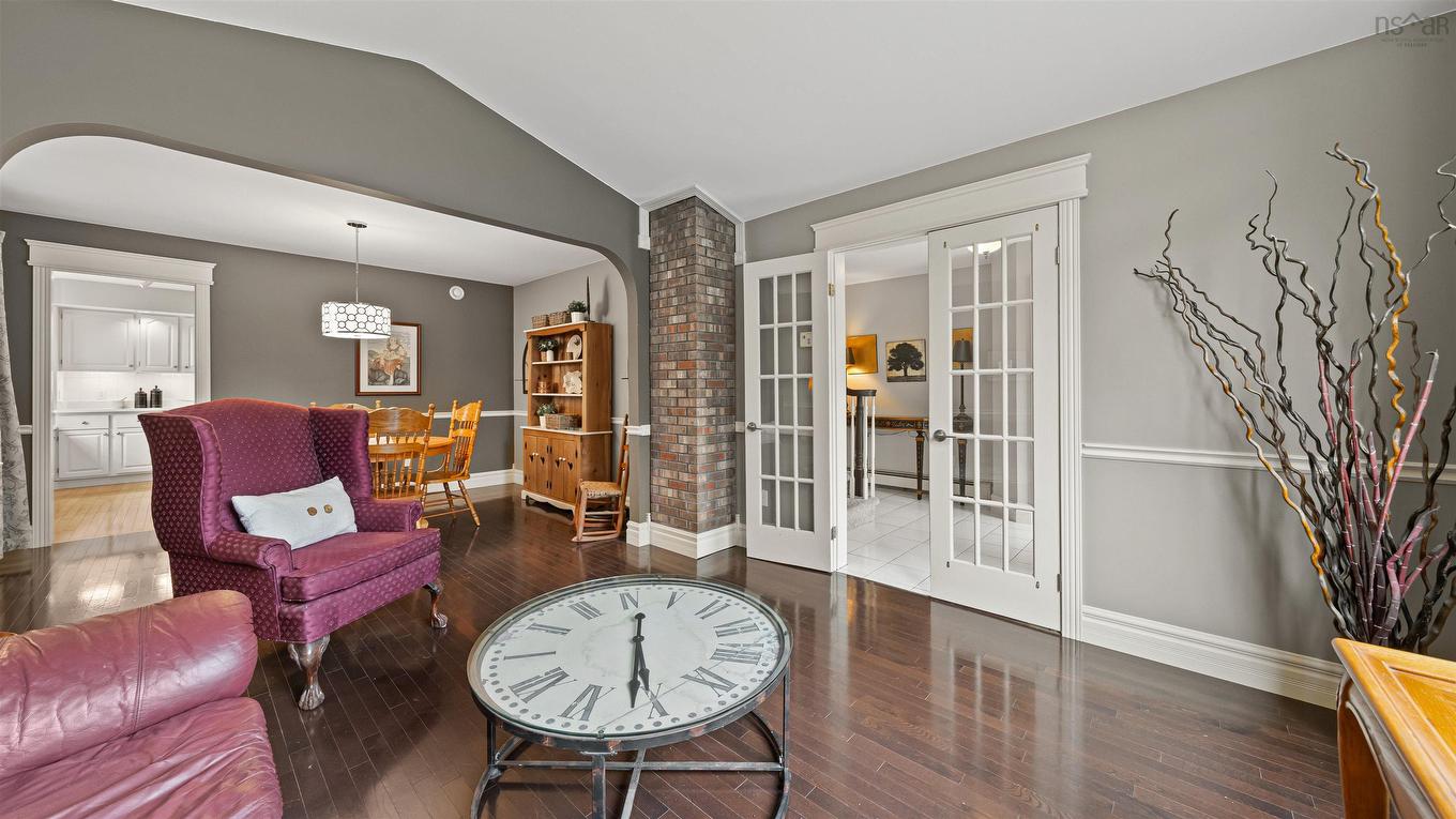 17 Oakley Avenue, Halifax, NS - Indoor Photo Showing Living Room