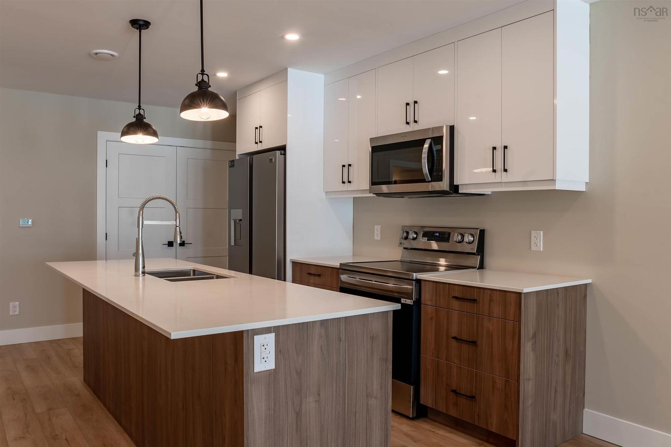127 Kent Road, Lower Truro, NS - Indoor Photo Showing Kitchen With Double Sink With Upgraded Kitchen