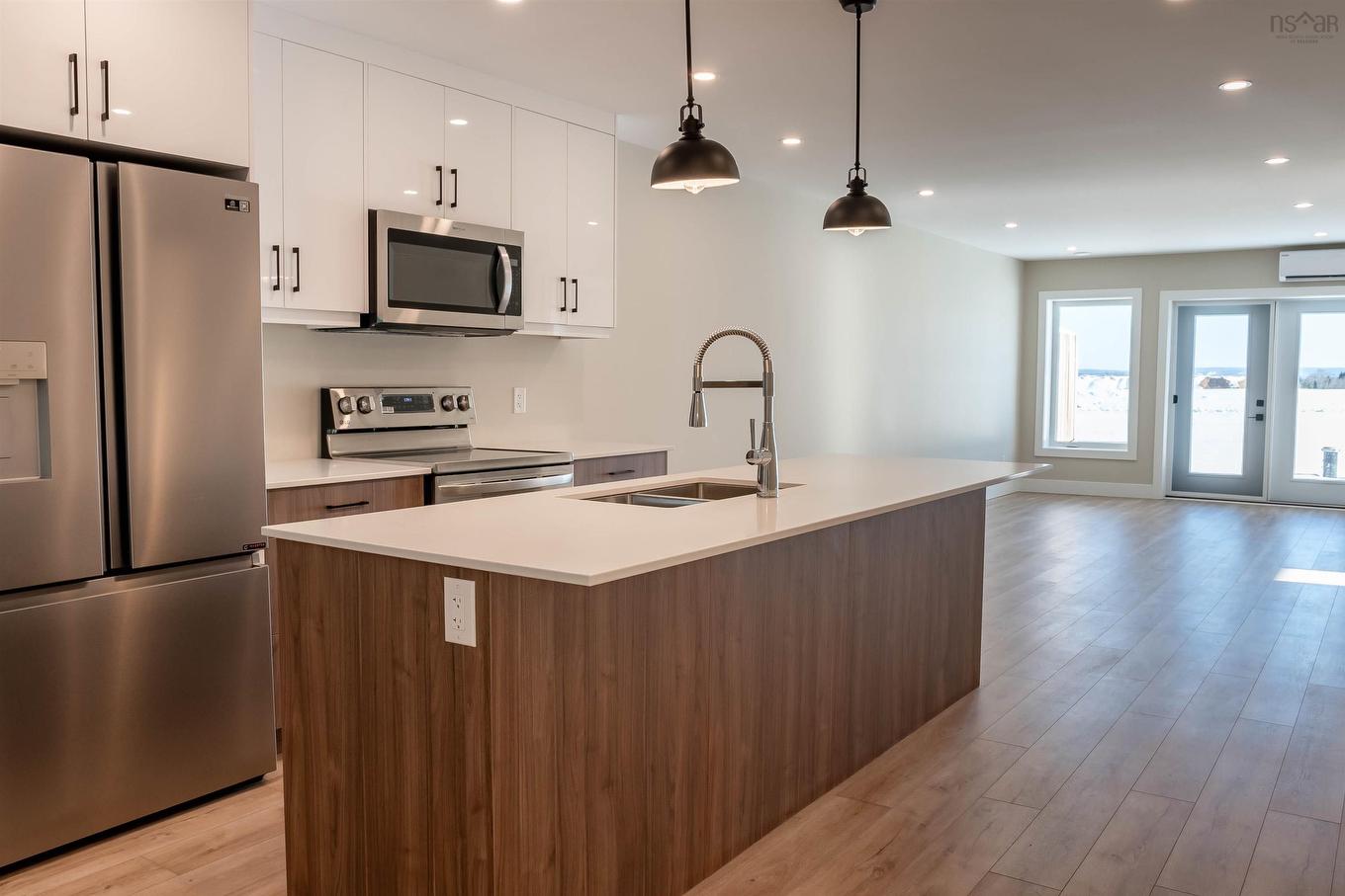 127 Kent Road, Lower Truro, NS - Indoor Photo Showing Kitchen With Double Sink With Upgraded Kitchen