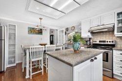 Family Room - 