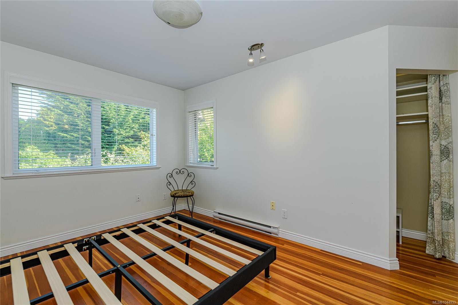 129 Moss St, Victoria, BC