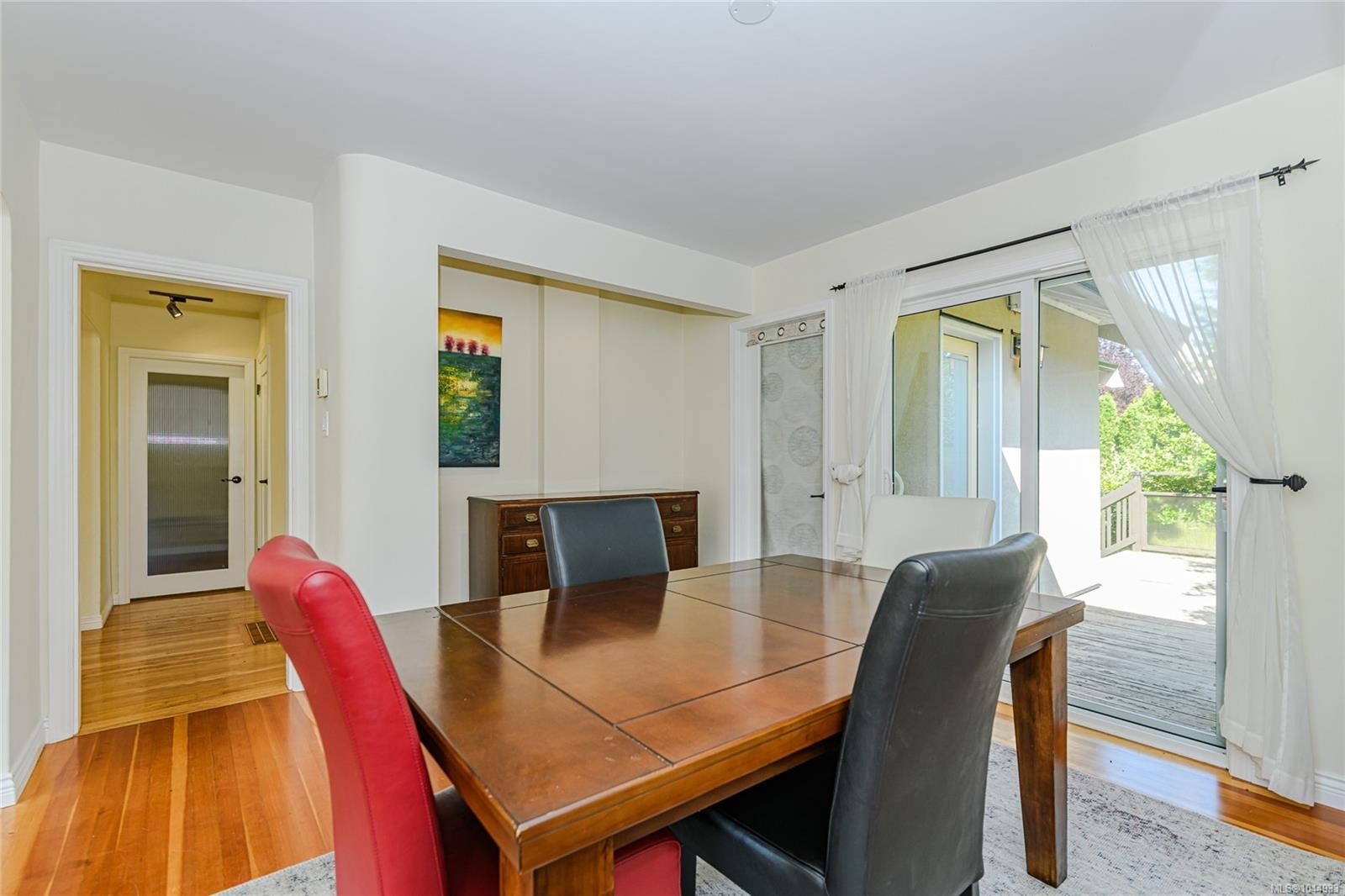 129 Moss St, Victoria, BC