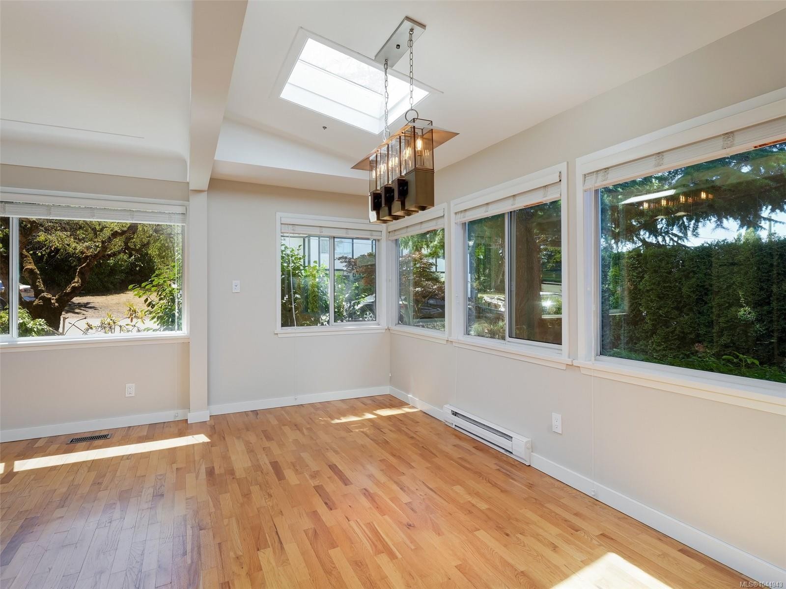 1296 Downham Pl, Saanich, BC