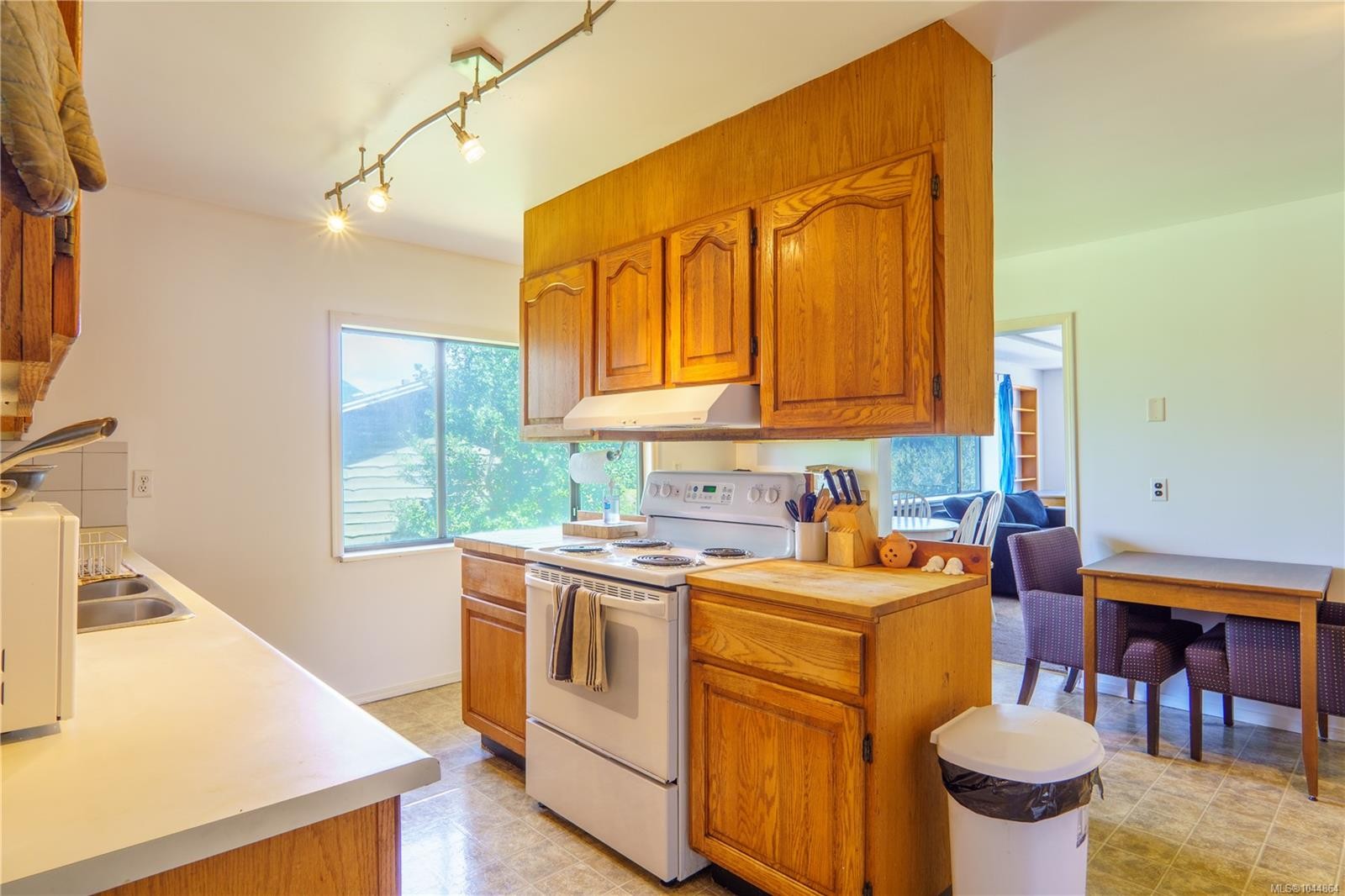 269 Matterson Dr, Ucluelet, BC