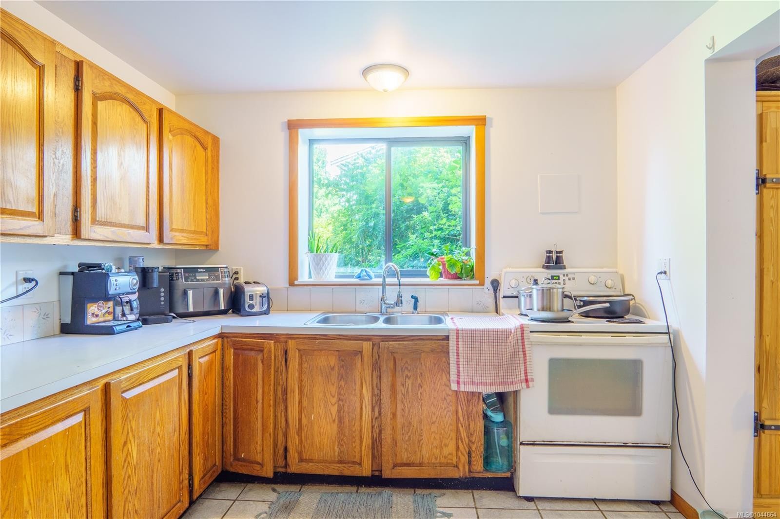 269 Matterson Dr, Ucluelet, BC