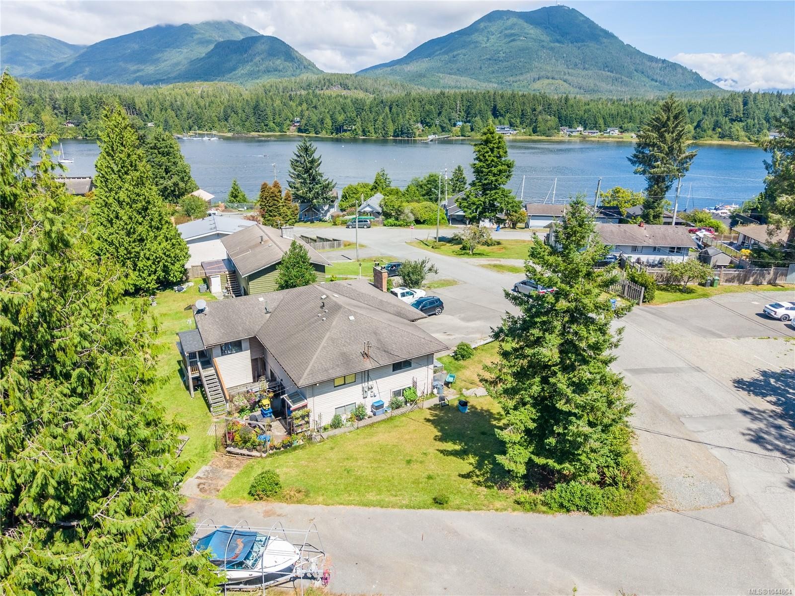 269 Matterson Dr, Ucluelet, BC