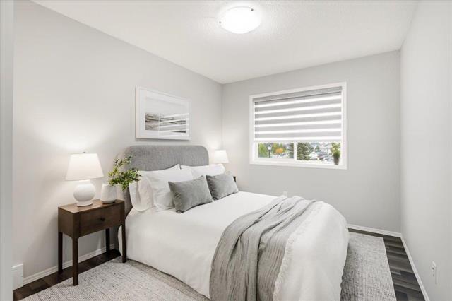 220 Thorn Dr, Winnipeg, MB - Indoor Photo Showing Bedroom